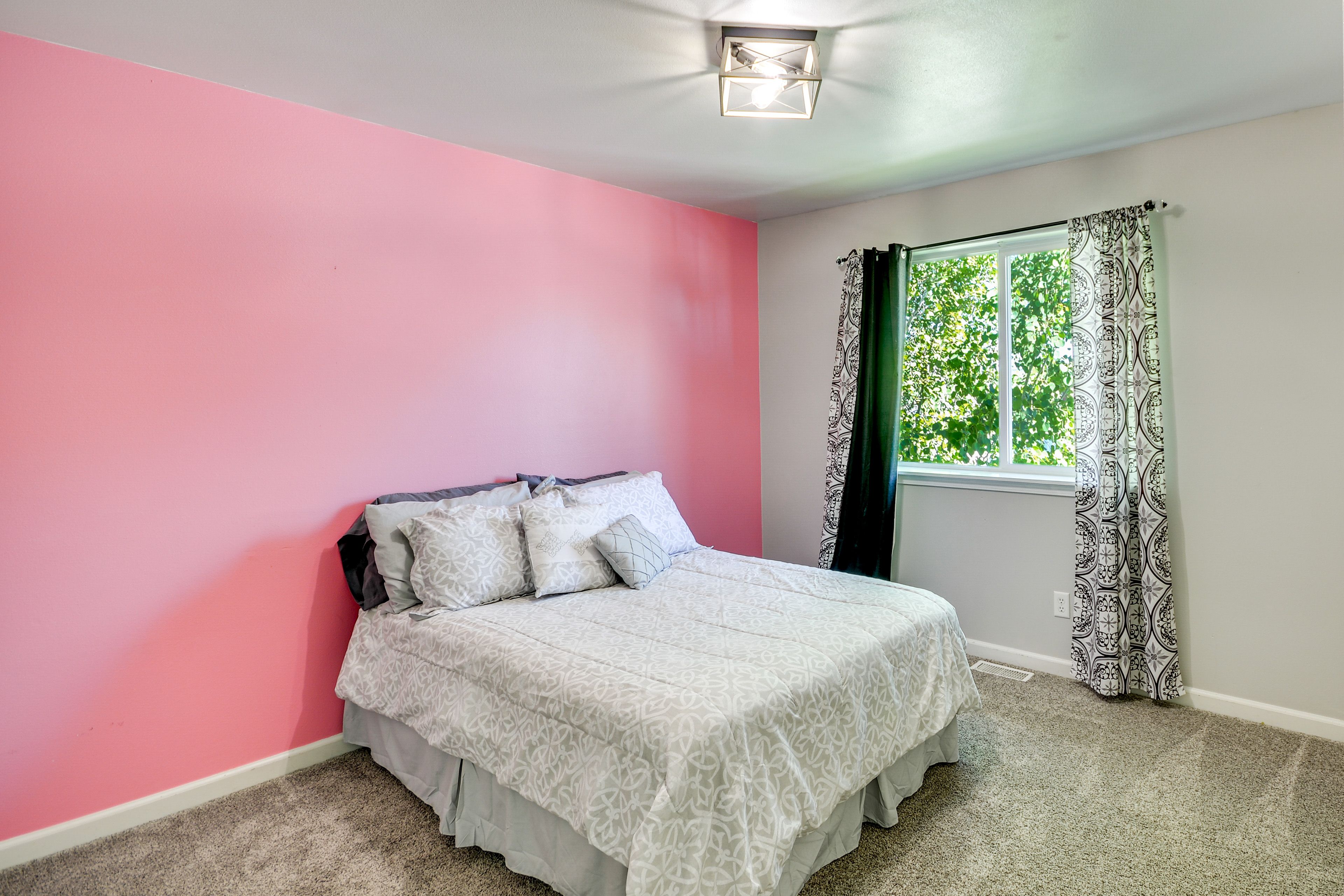 Bedroom 2 | Full Bed | Level 2