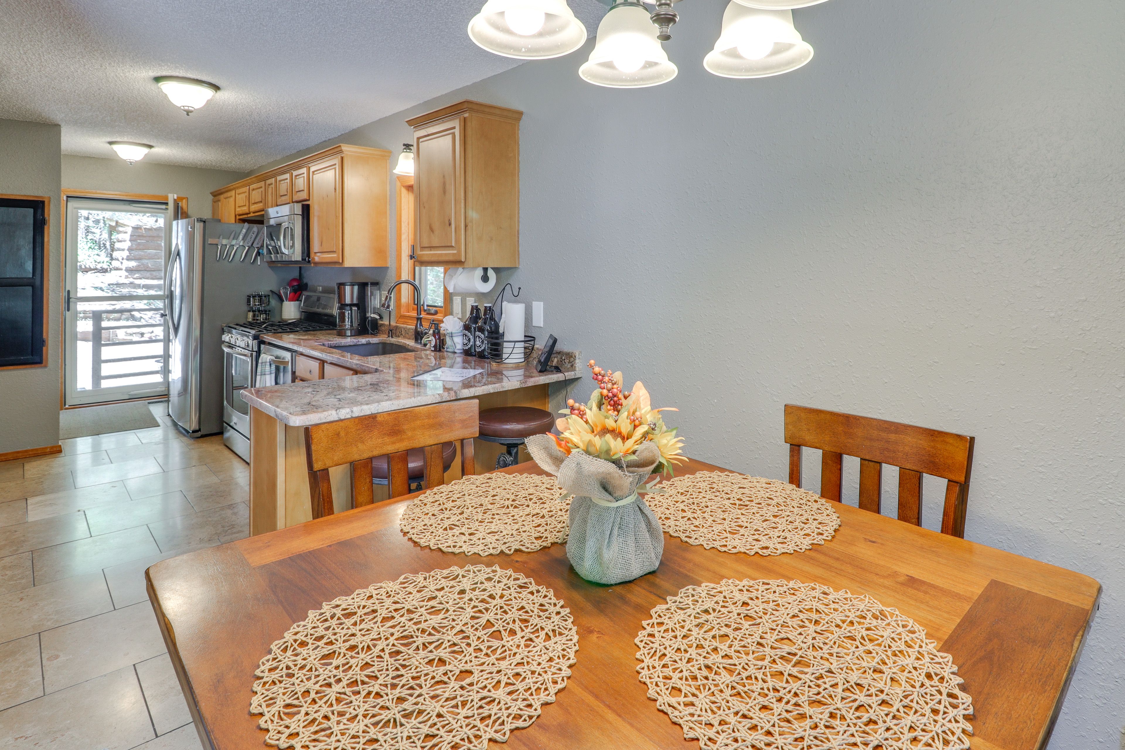 Dining Area | Main Floor