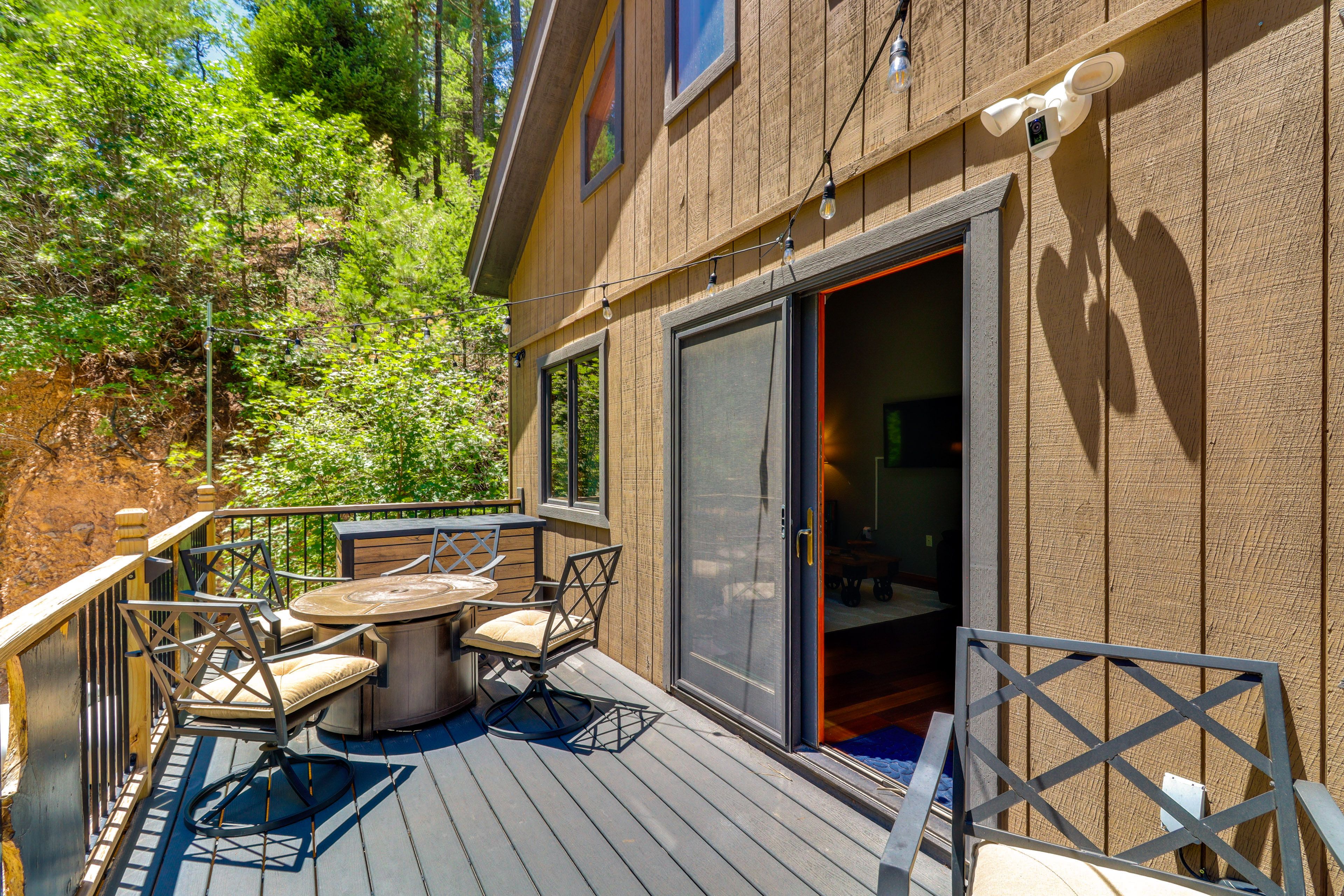 Cloudcroft Vacation Rental | 2BR | 2BA | Stairs Required | 1,400 Sq Ft
