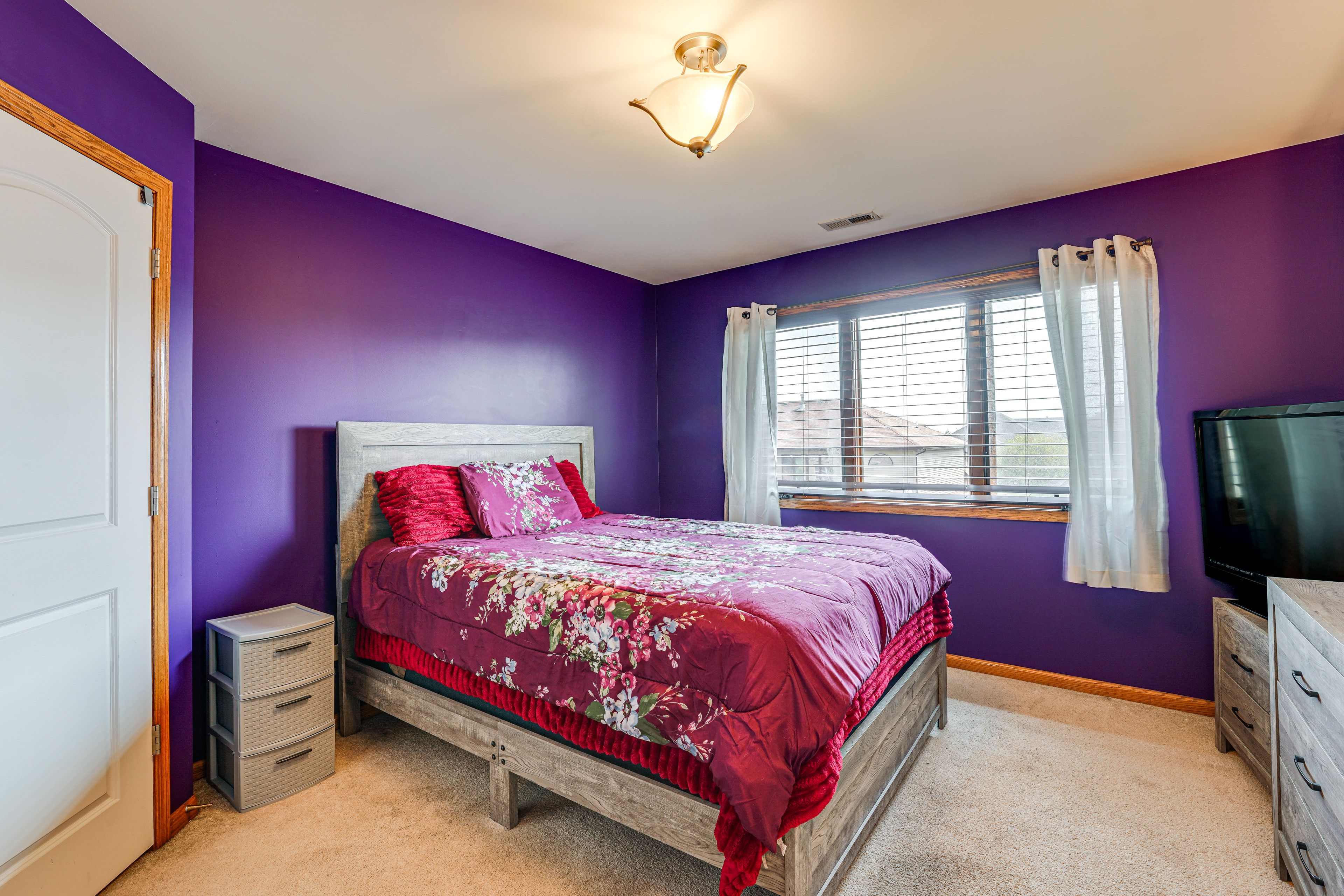 Bedroom 2 | Queen Bed | 2nd Floor