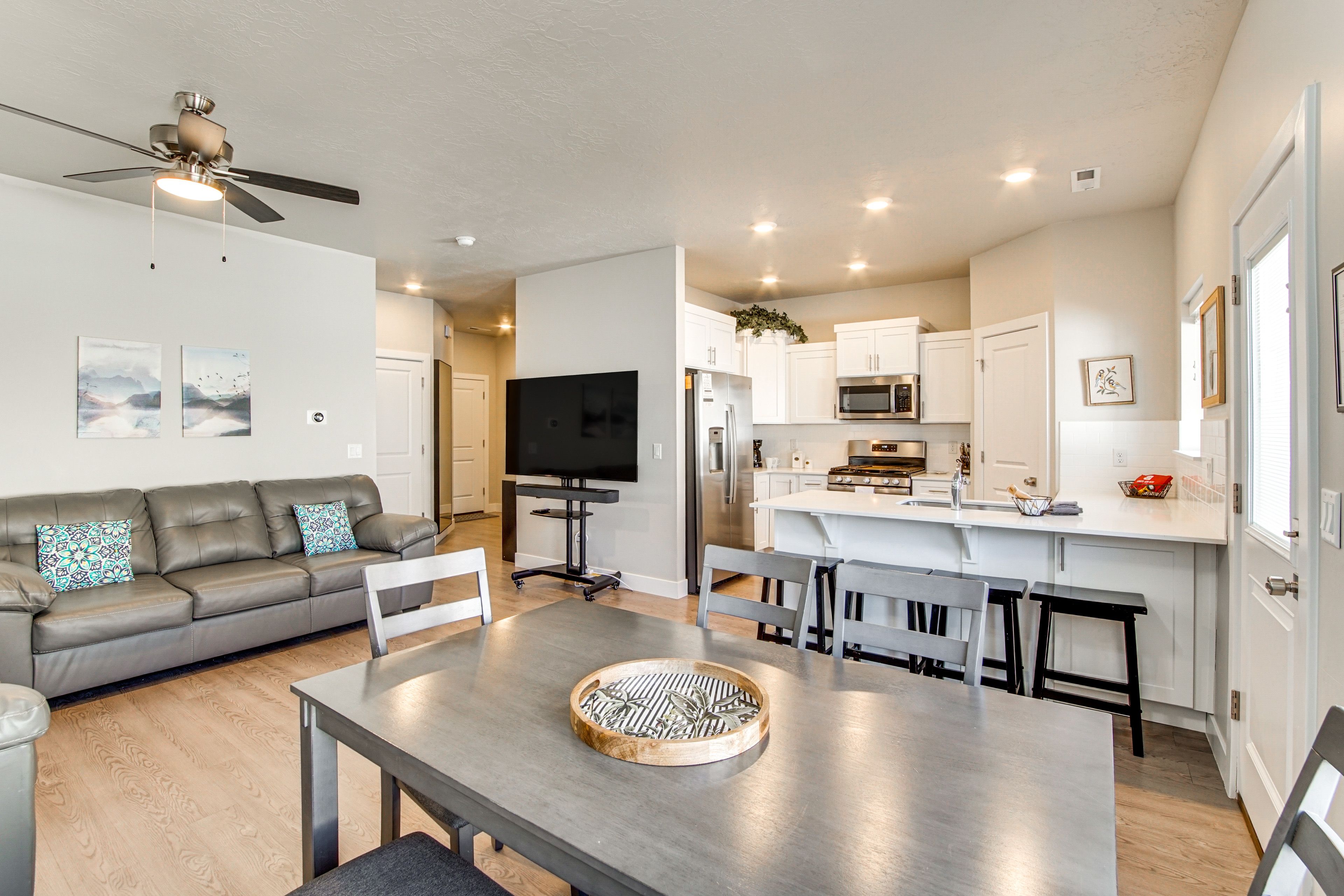 Living Room & Dining Area | 1st Floor | Central A/C & Heat | Free WiFi