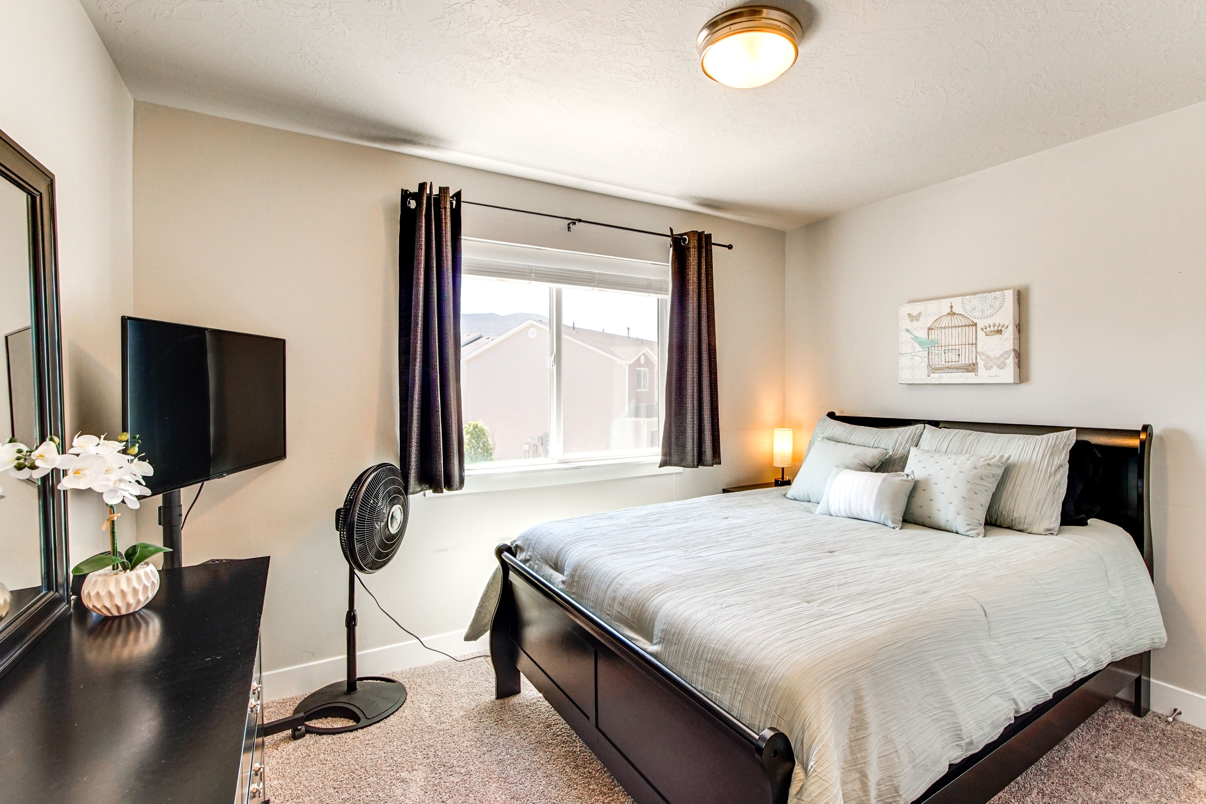 Bedroom 2 | Queen Bed | 2nd Floor | Linens Provided