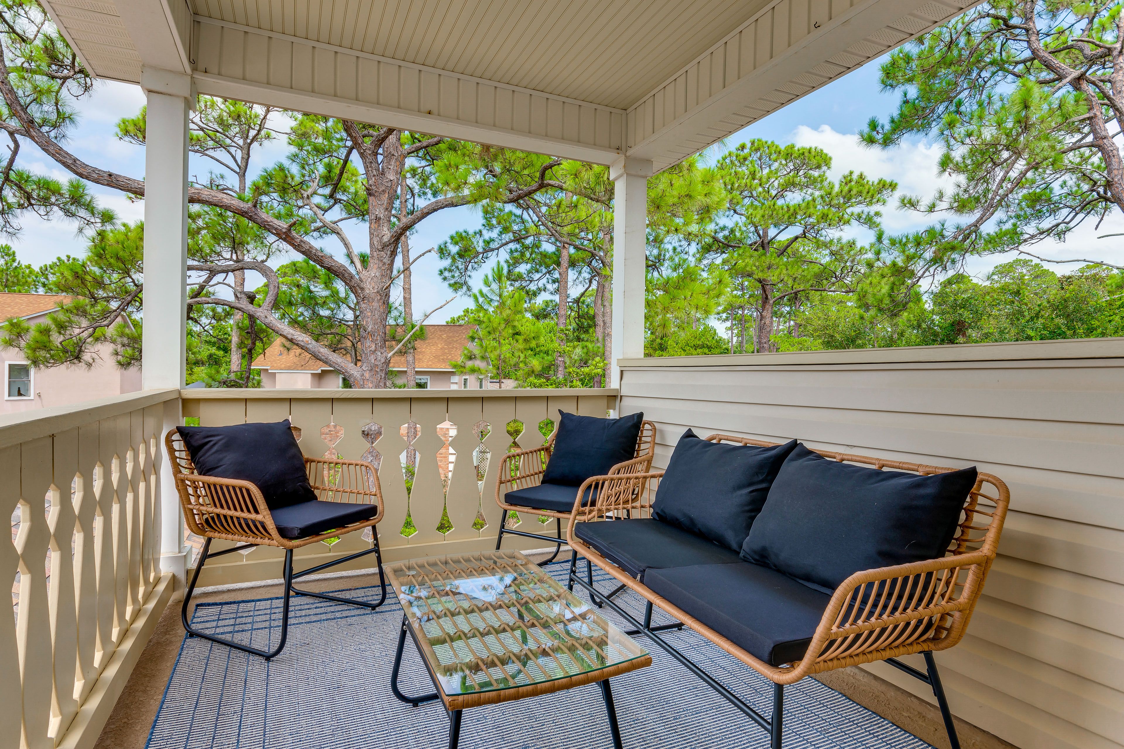 Covered Balcony | Bay Views