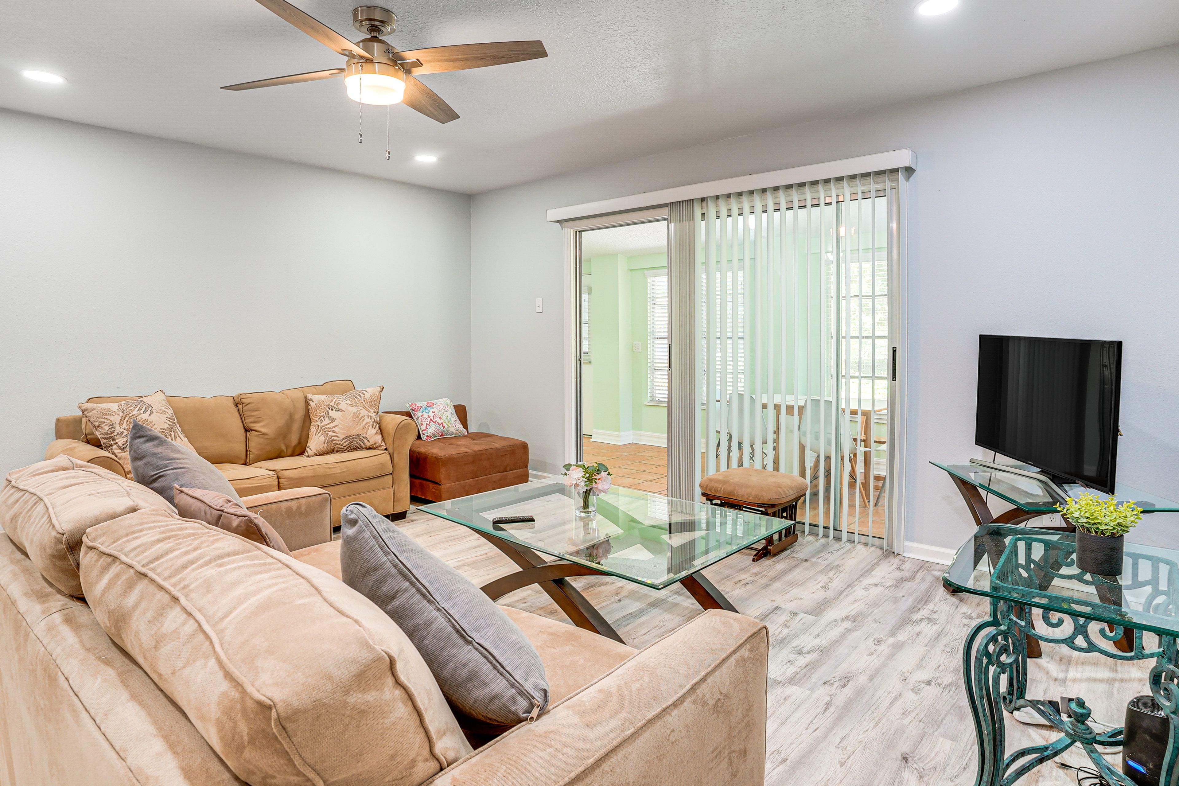 Lakeland Vacation Rental | 3BR | 2BA | 1,700 Sq Ft | Small Step Required