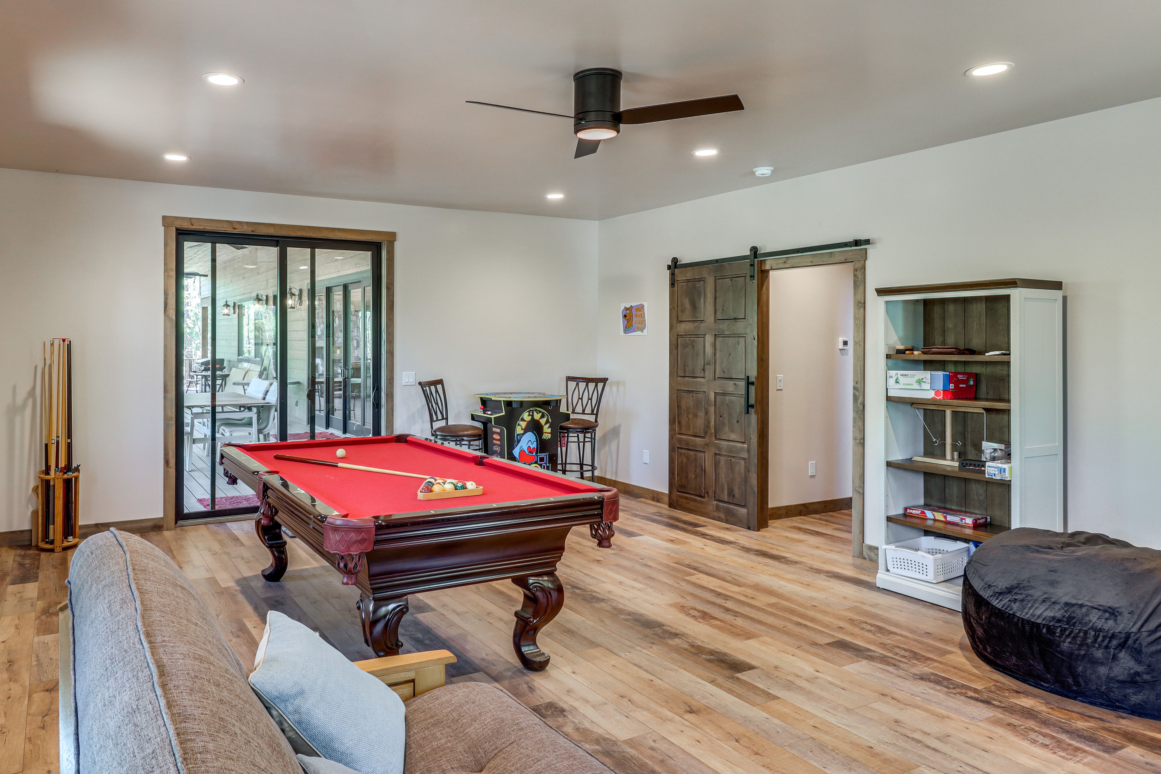 Game Room | Smart TV | Foosball Table | Main Level