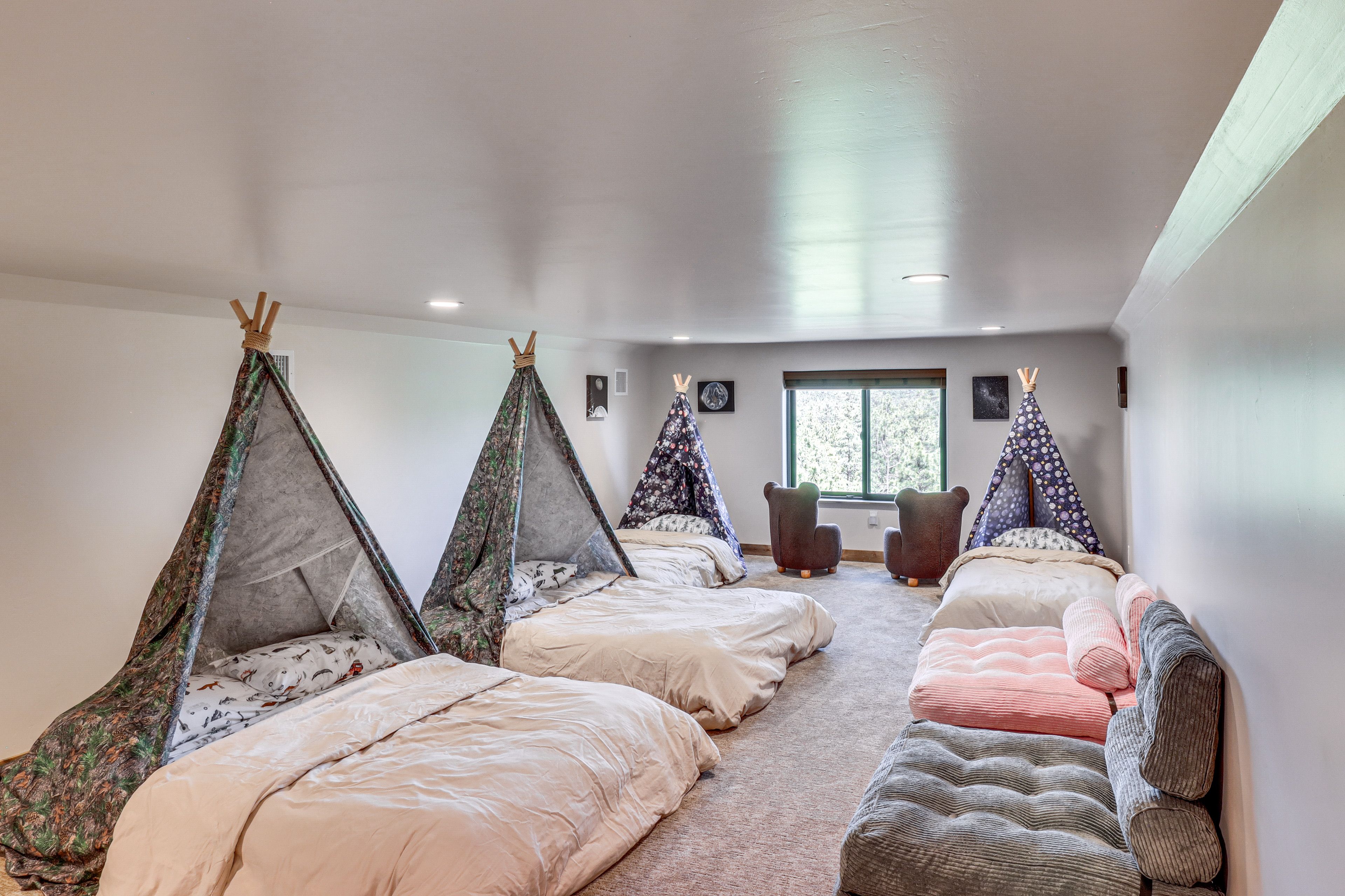 Bedroom 7 | 2 Full Floor Mattresses | 2 Twin Floor Mattresses | Upper Level