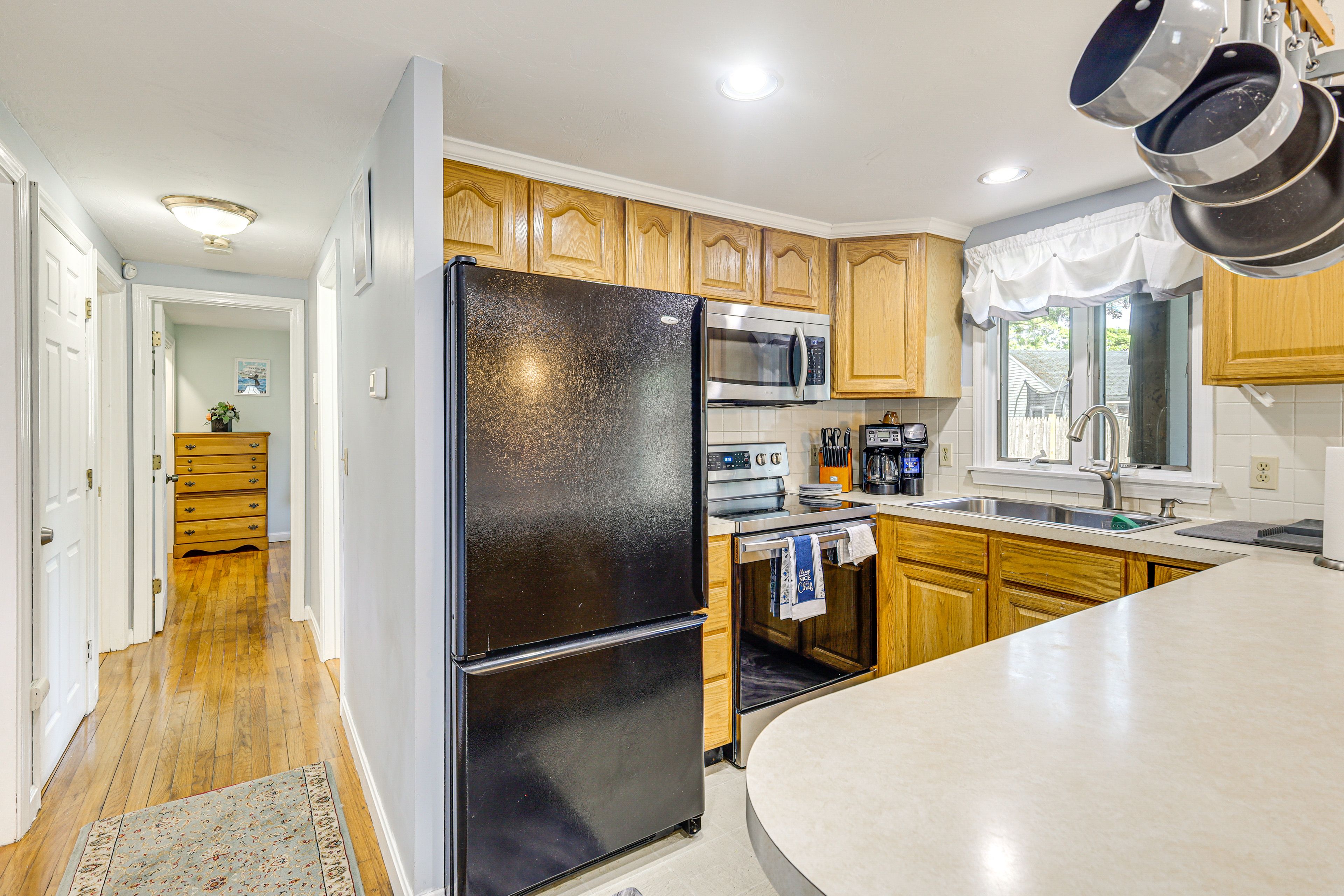 Kitchen | 1st Floor | Cooking Basics | Dual Drip/Pod Coffee Maker