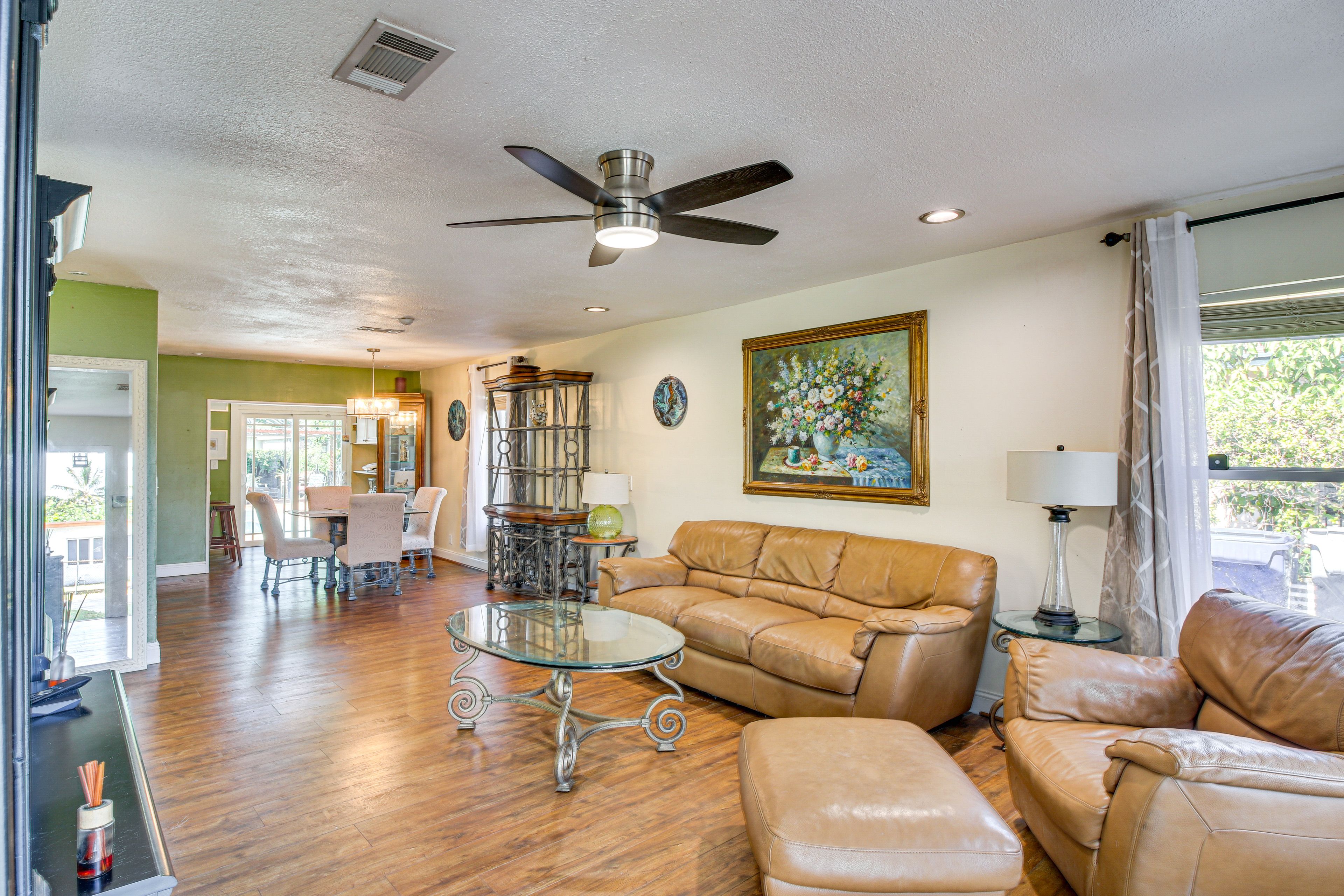 Living Room | Central A/C & Heat | Free WiFi