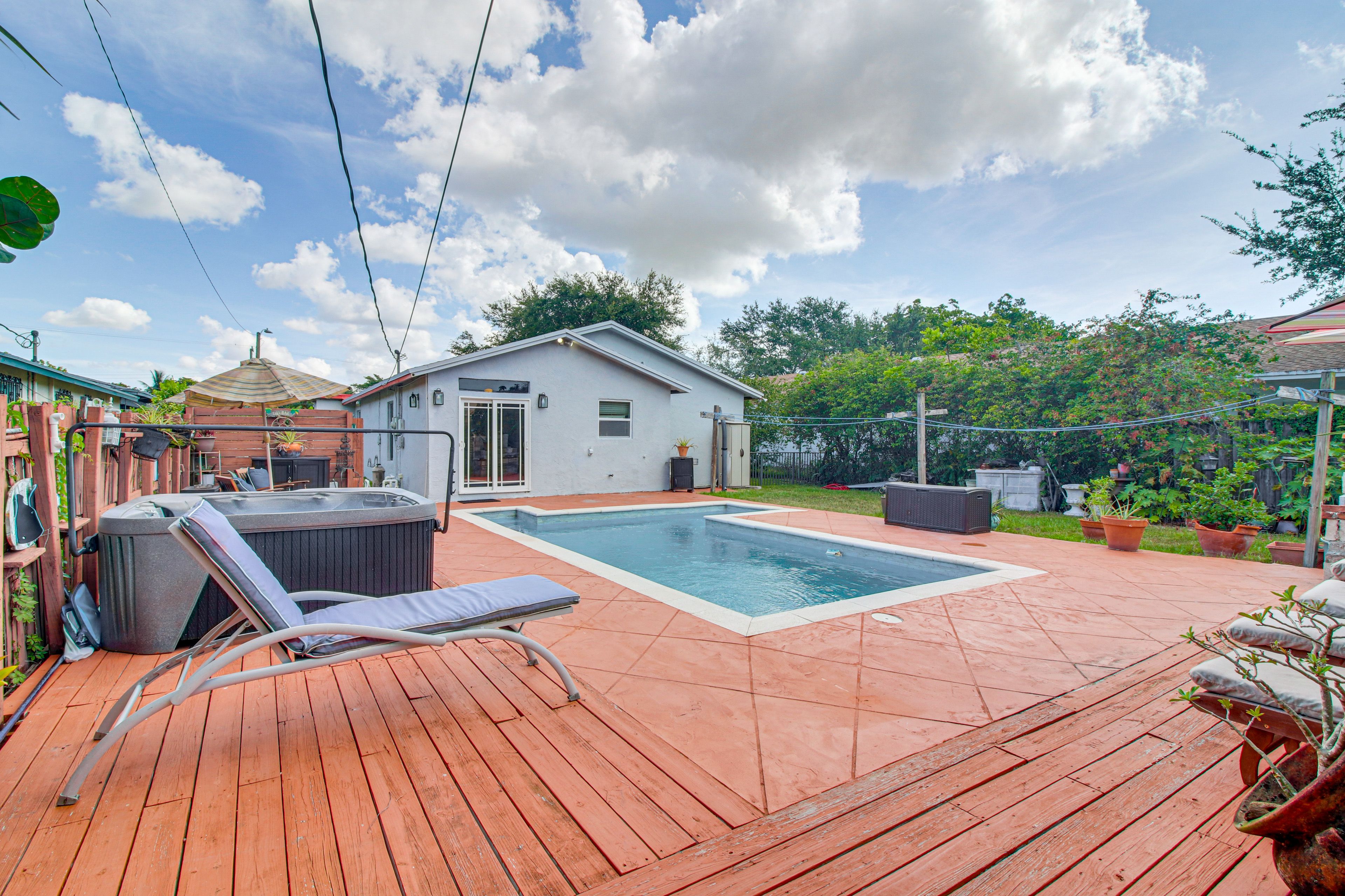 Pompano Beach Vacation Rental | 3BR | 1BA | 1,150 Sq Ft | Small Step to Enter