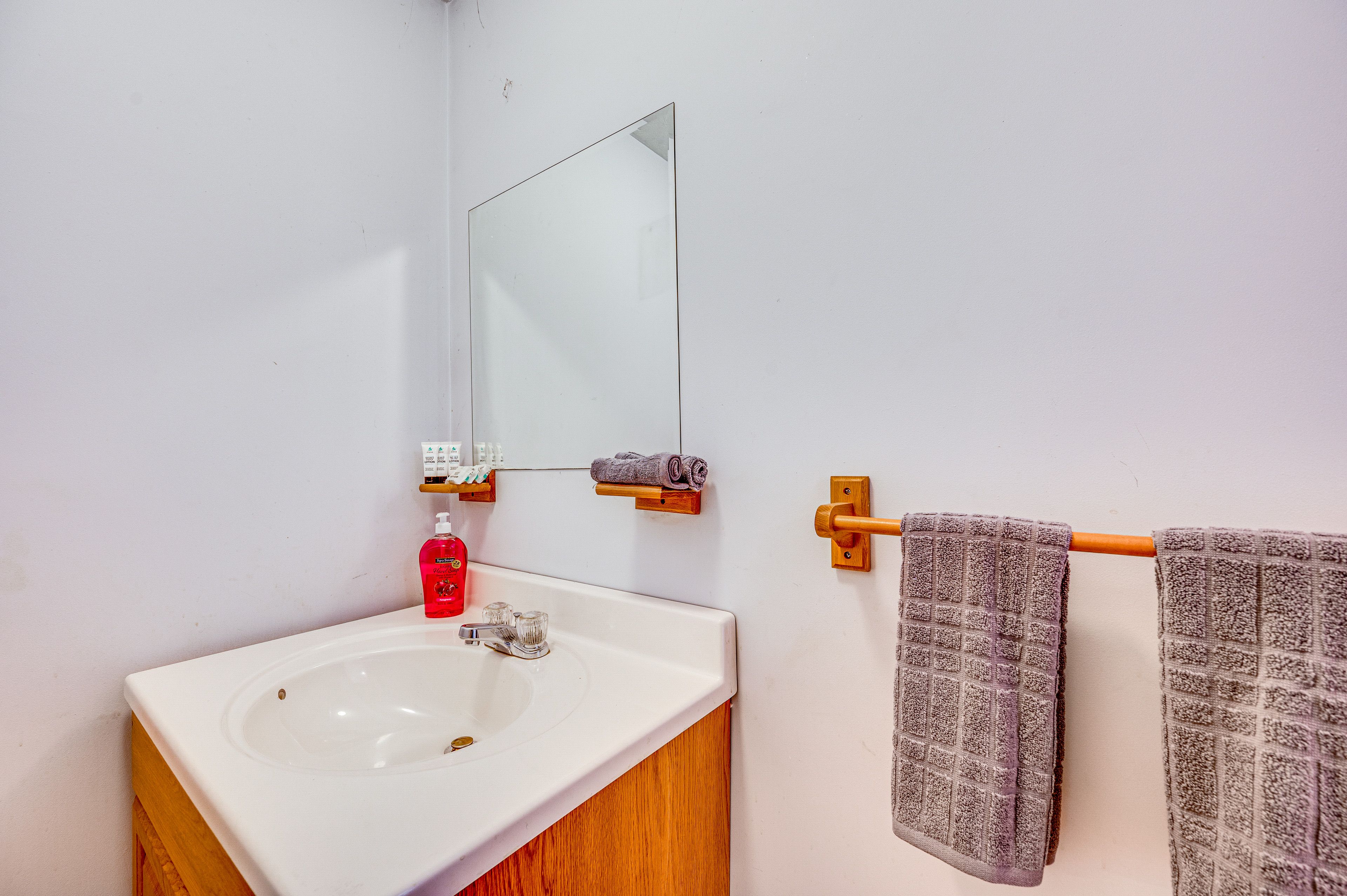 Half Bathroom | 2nd Floor