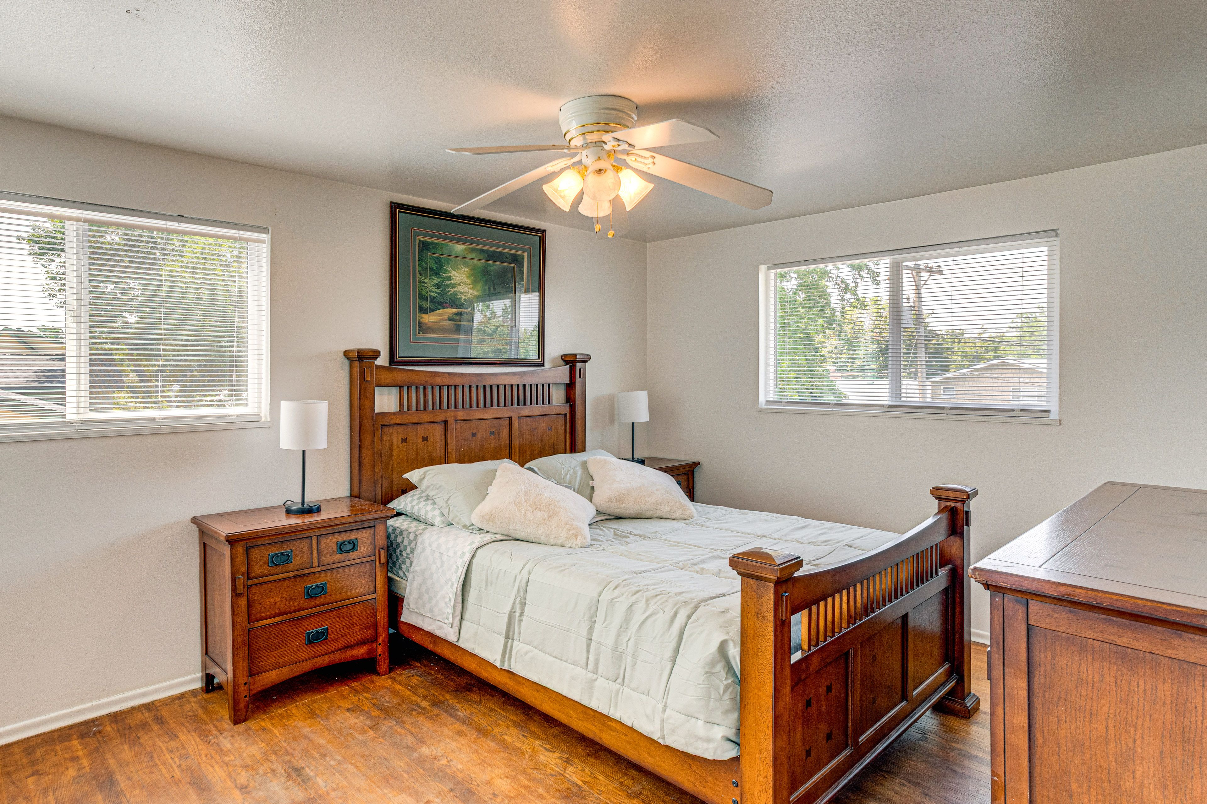 Bedroom 1 | 2nd Floor | Queen Bed