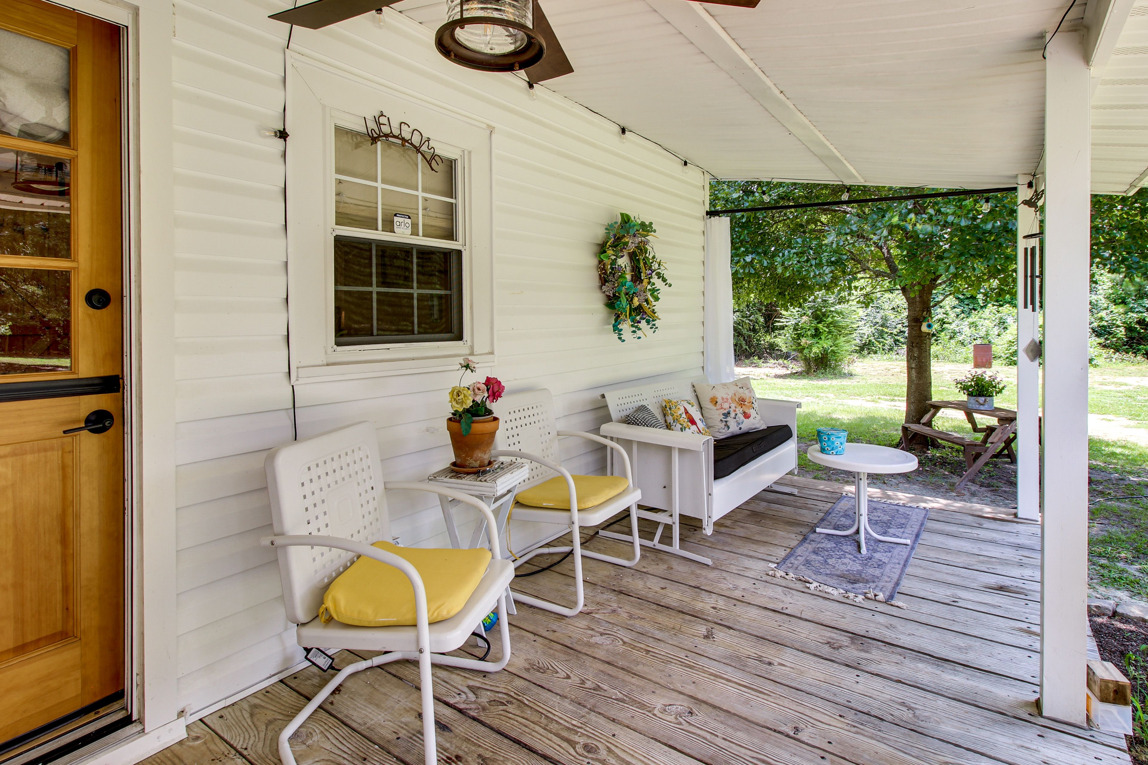 Back Porch | Seating