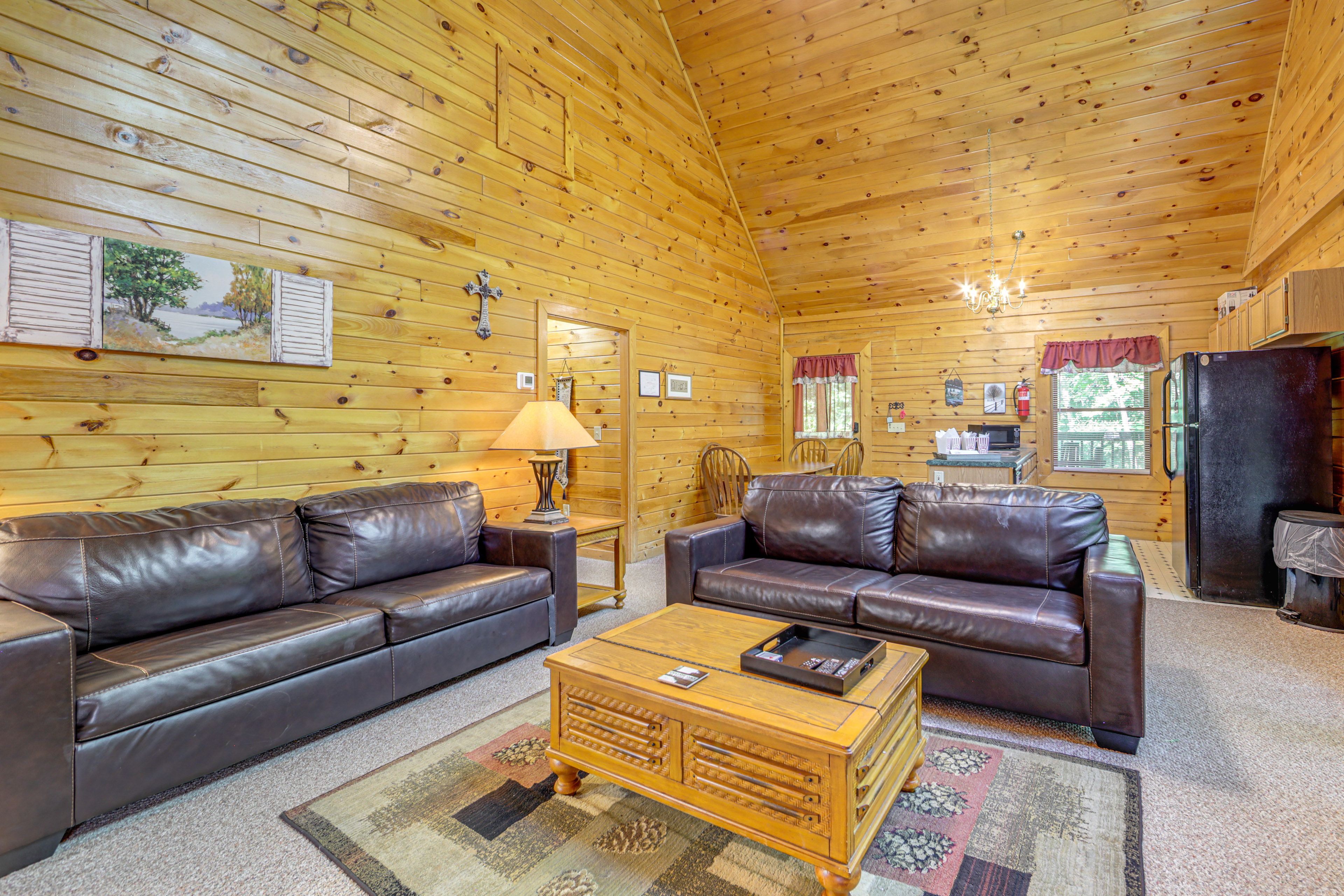 Living Room | Free WiFi | Central A/C & Heat | Wood-Burning Fireplace