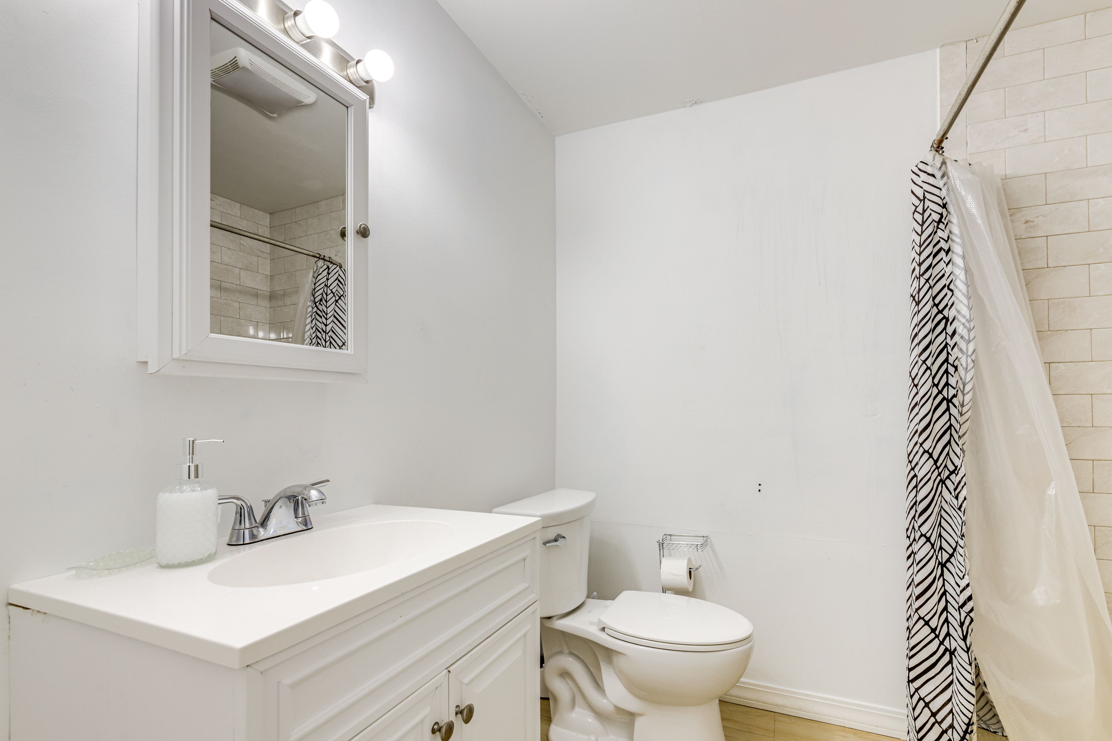 Bathroom | Towels Provided