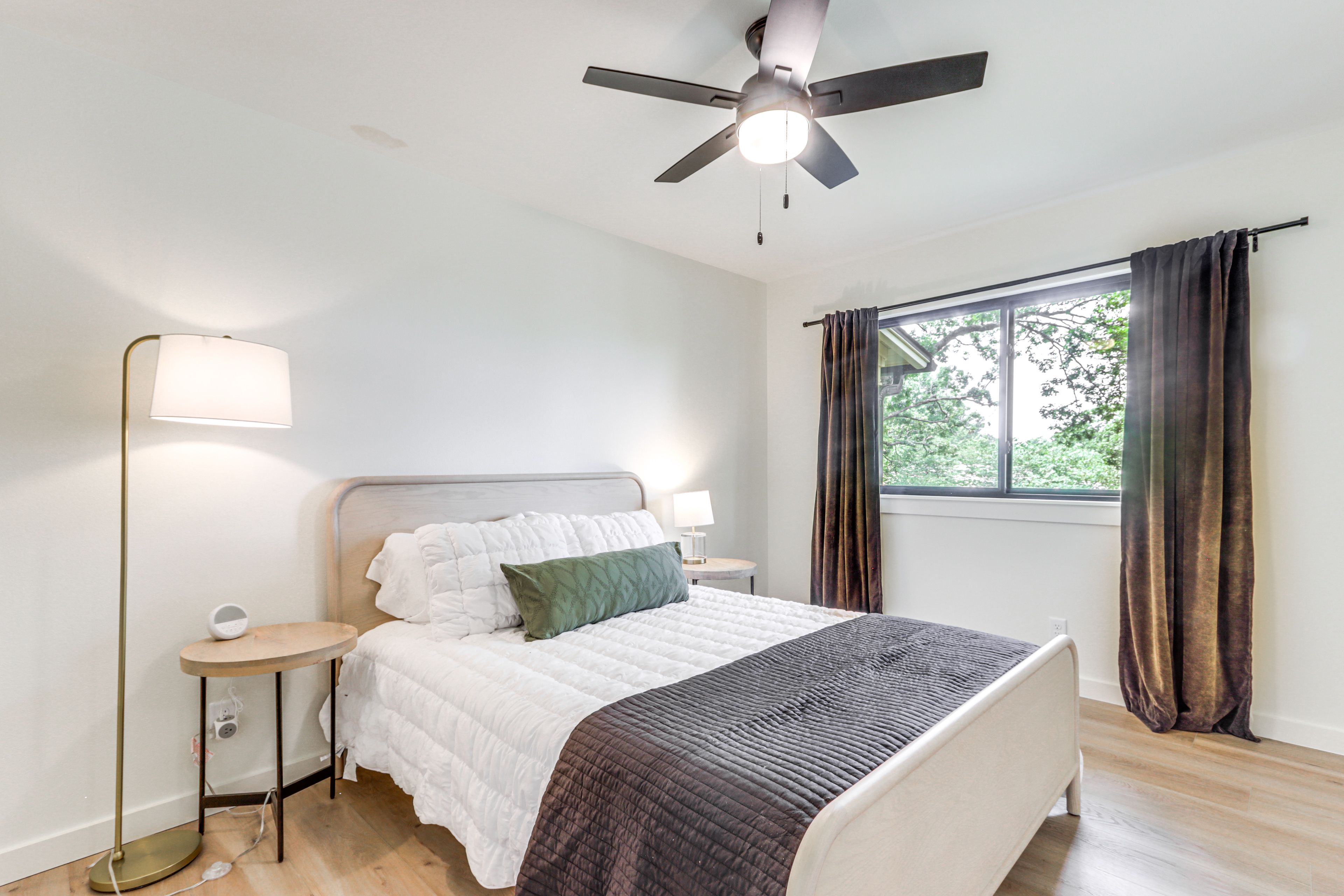 Bedroom 2 | Queen Bed | Linens Provided