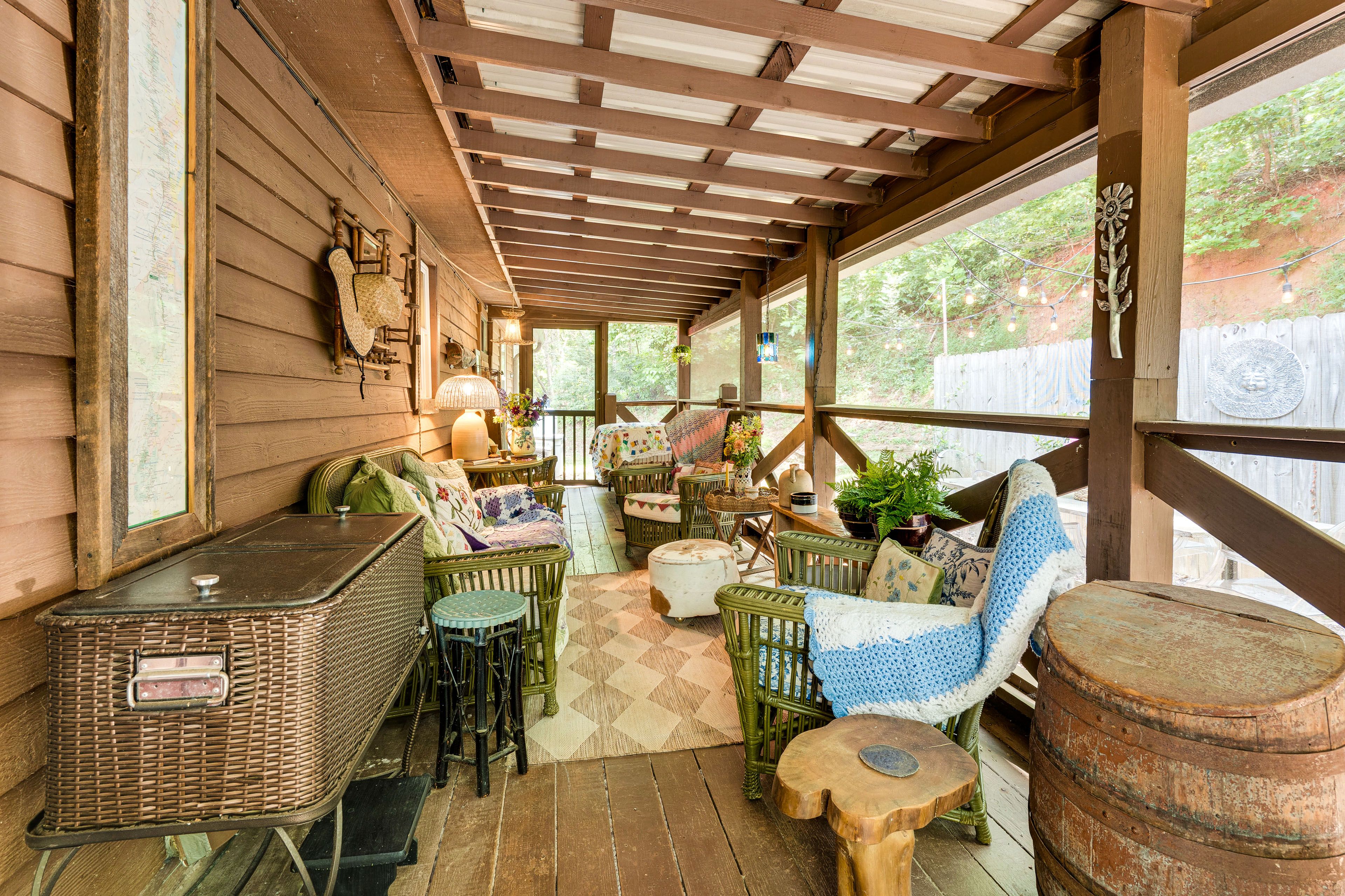 Screened Porch