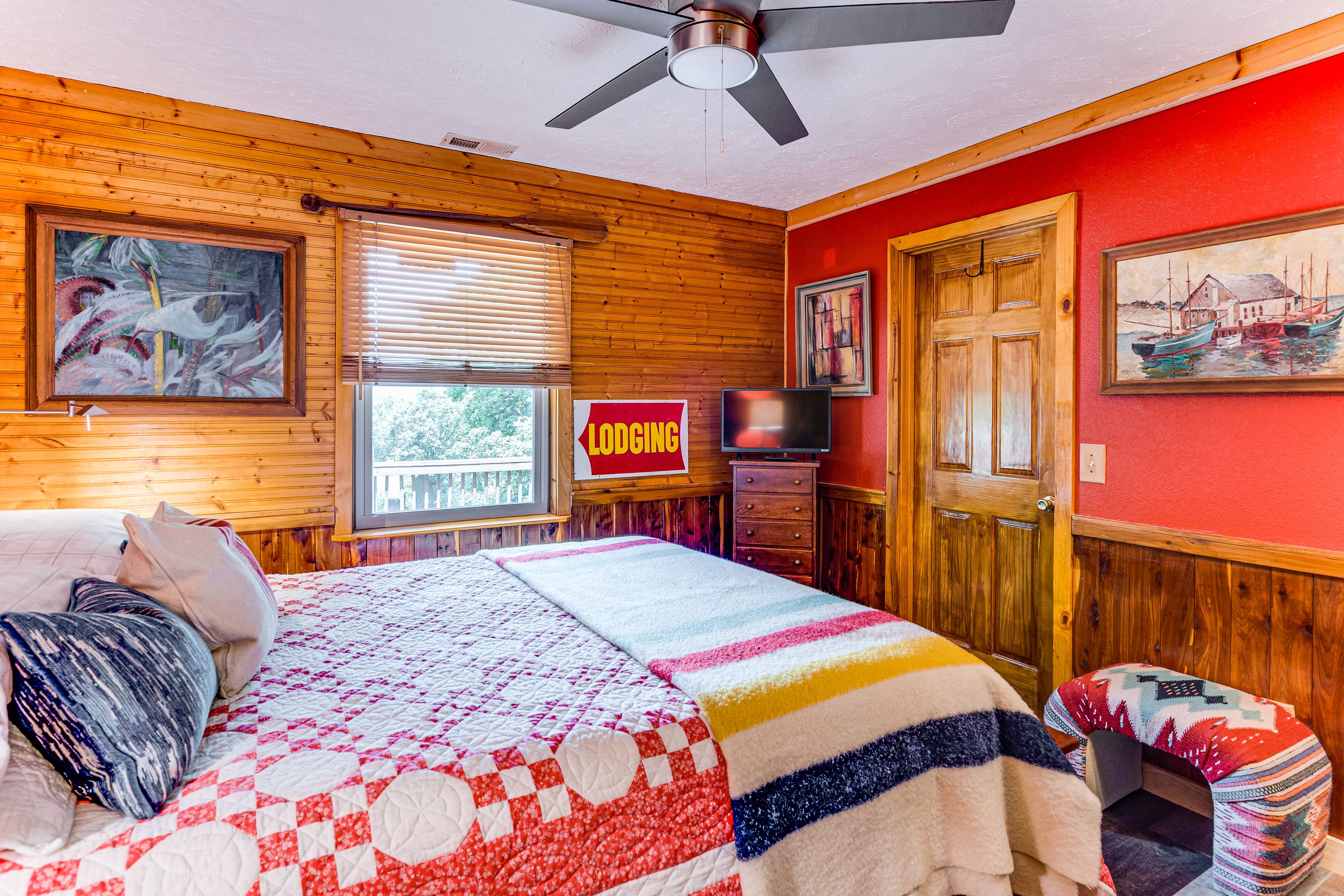 Bedroom 2 | Queen Bed | Linens Provided