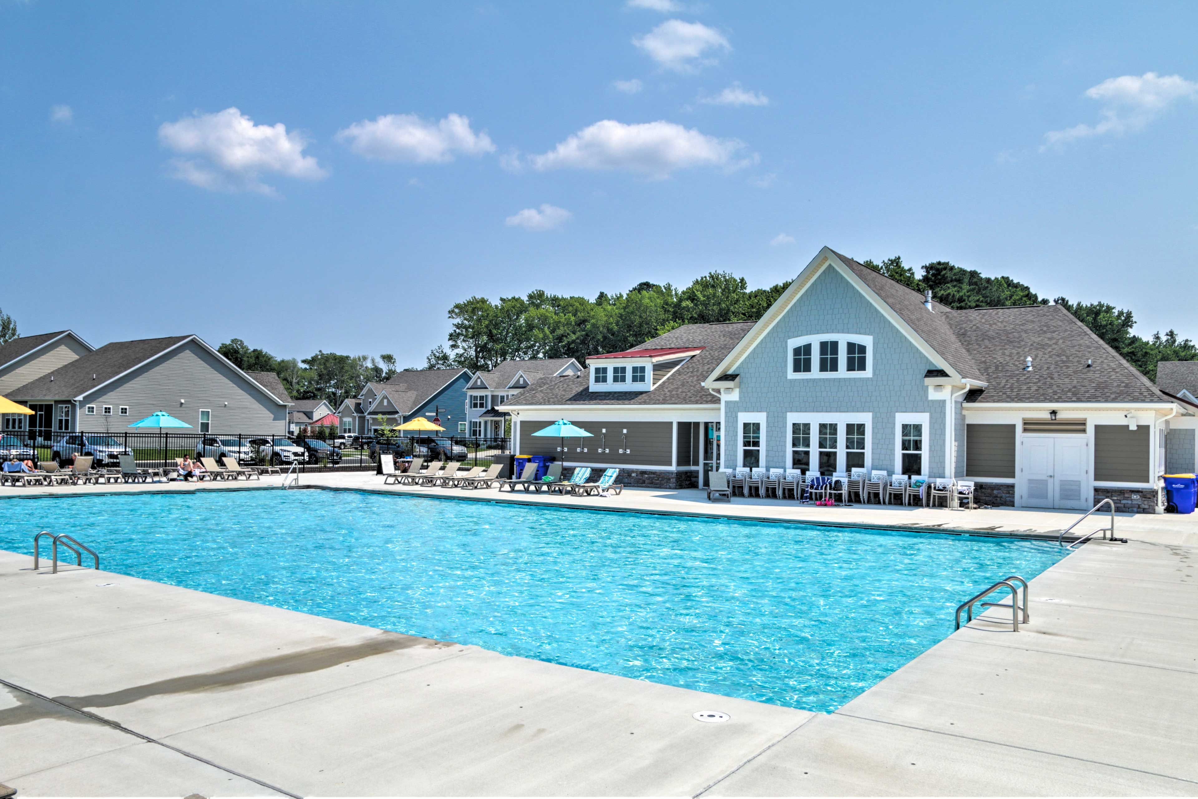 Bishops Landing North | Community Amenities