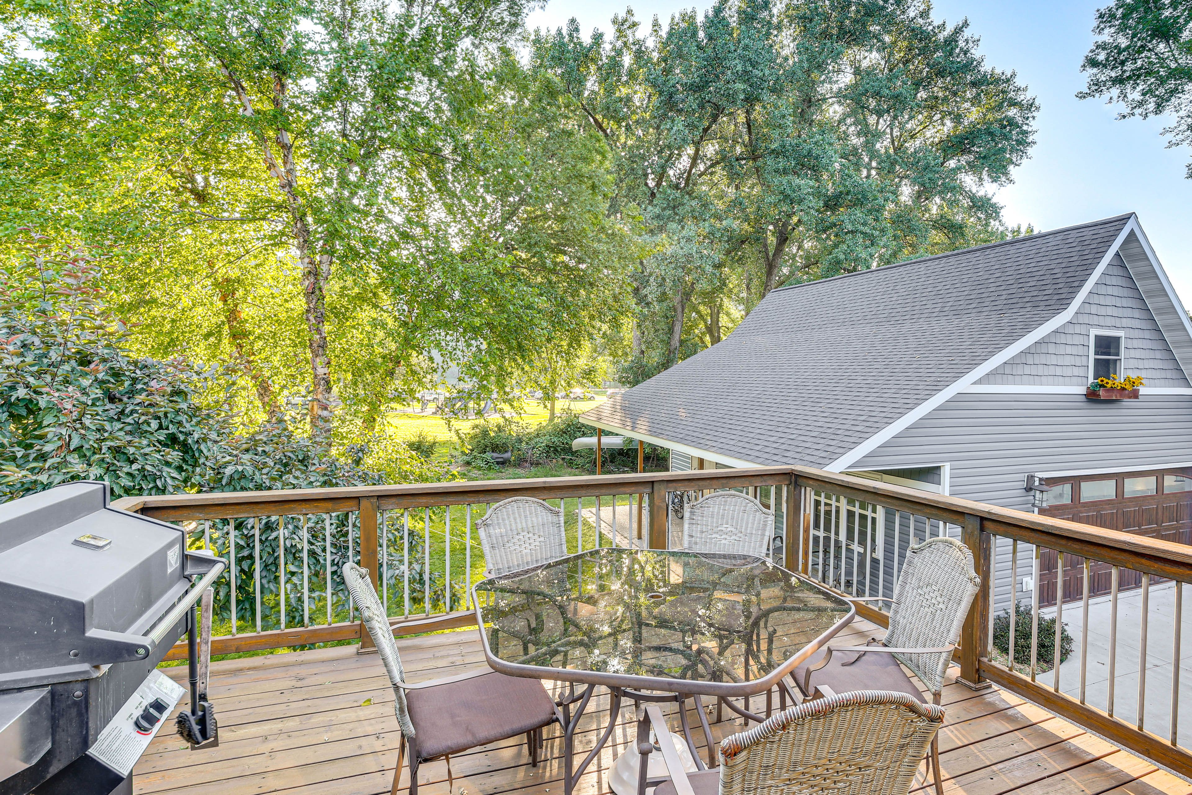 Deck | 2-Story Home | Gas Grill | Dining Area | Lake View