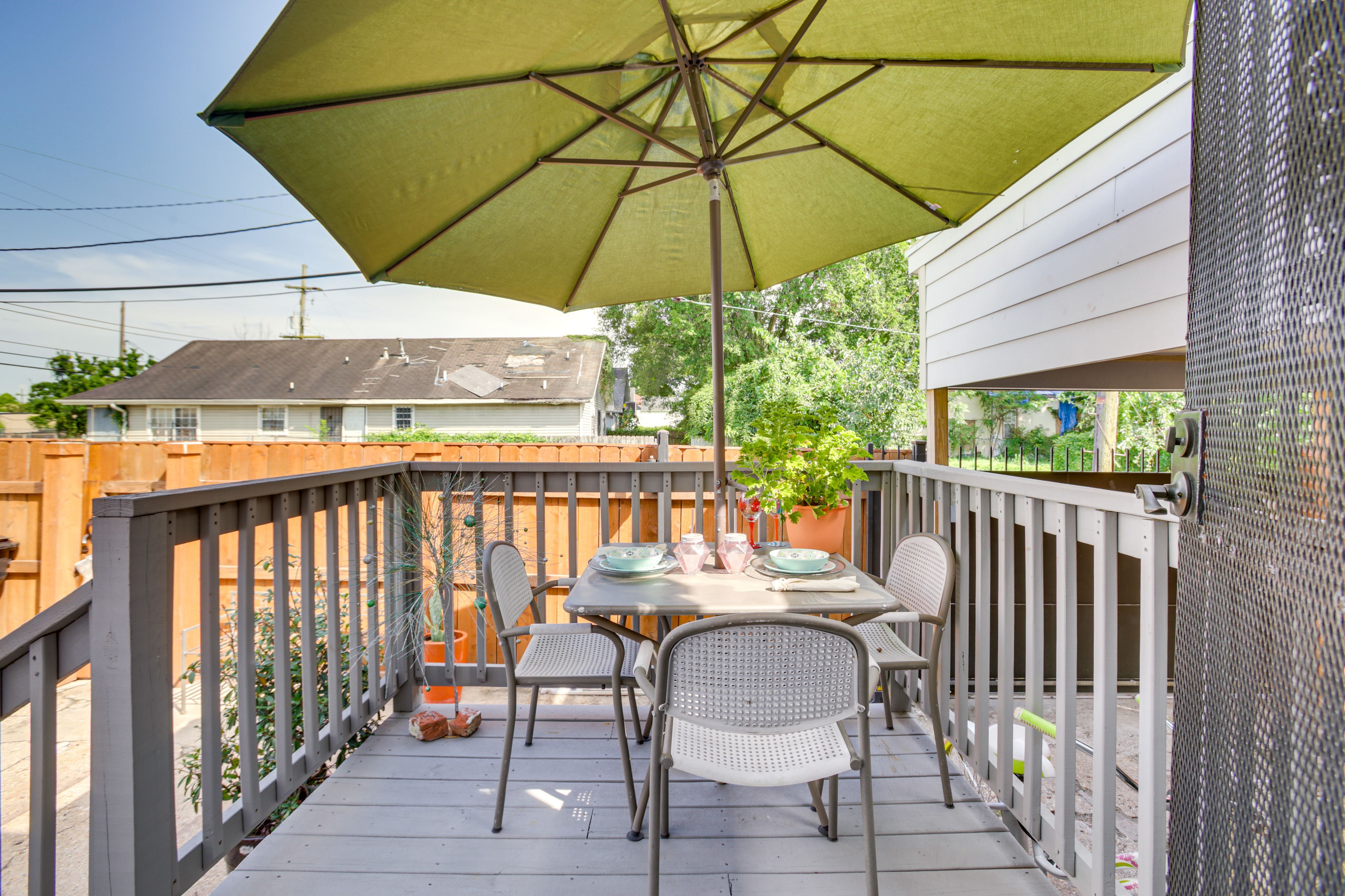 Furnished Deck