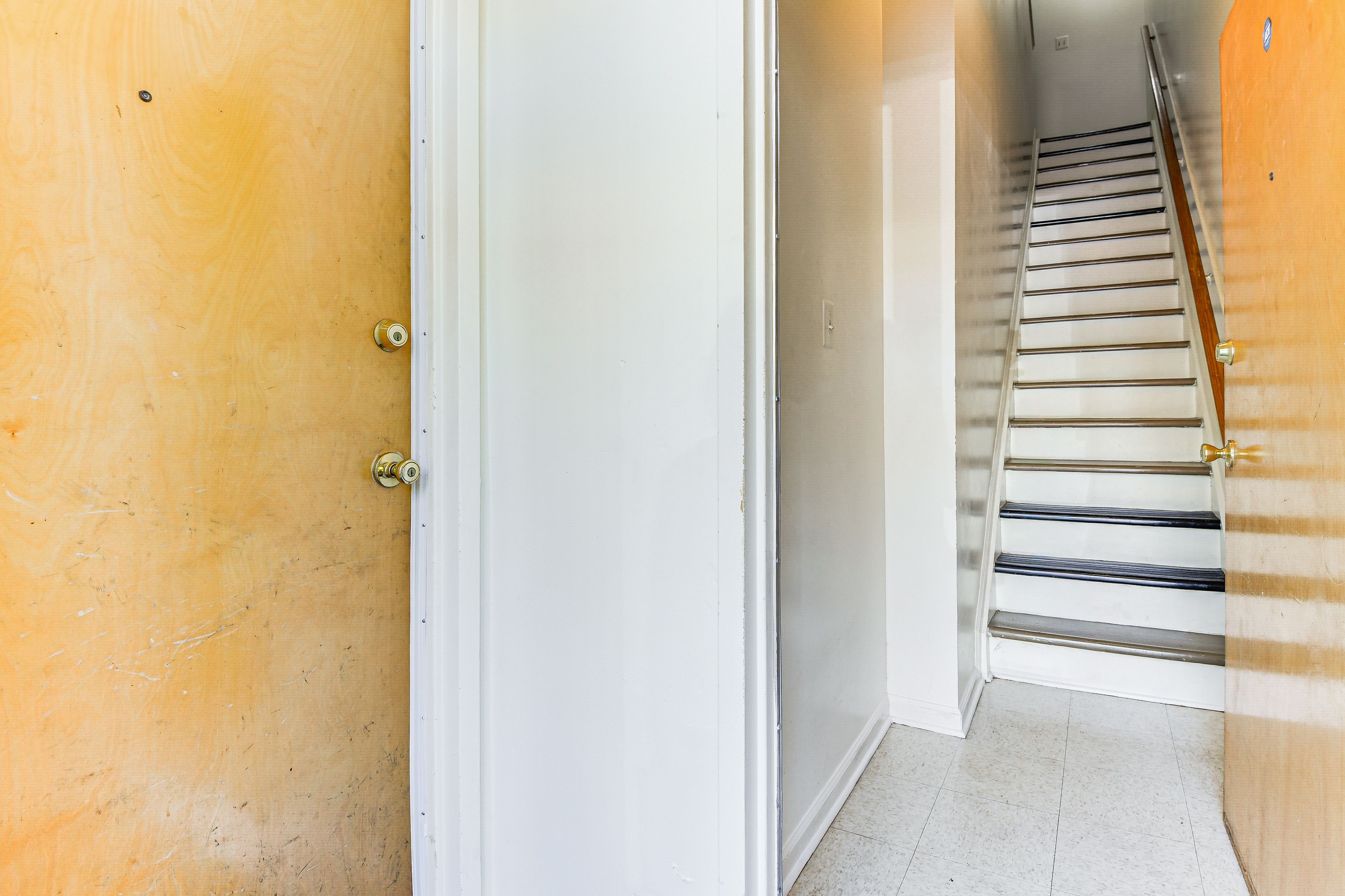 Unit Entrance | Foyer | 1st Floor