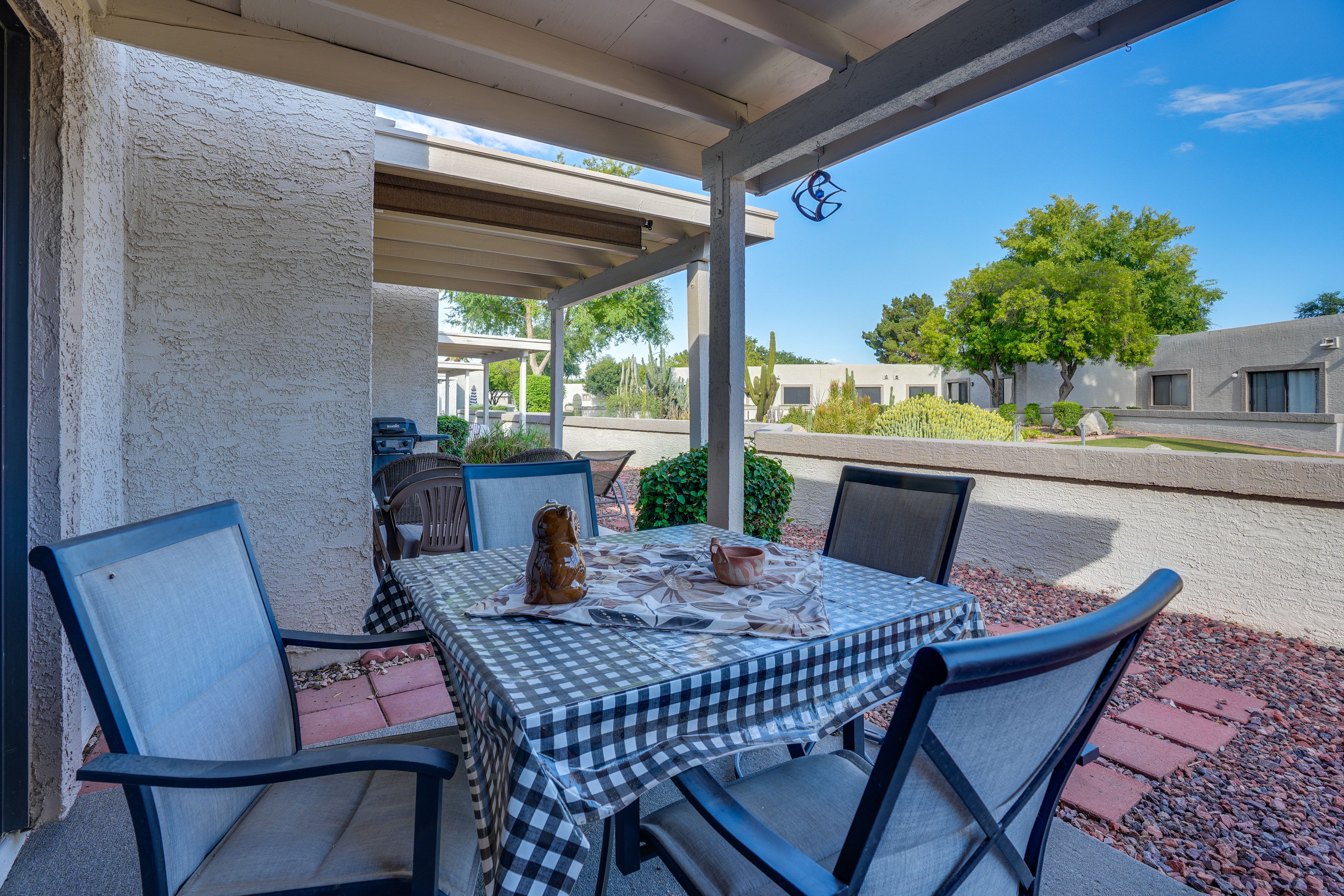 Covered Patio | Outdoor Dining | 3 Mi to Arrowhead Towne Center