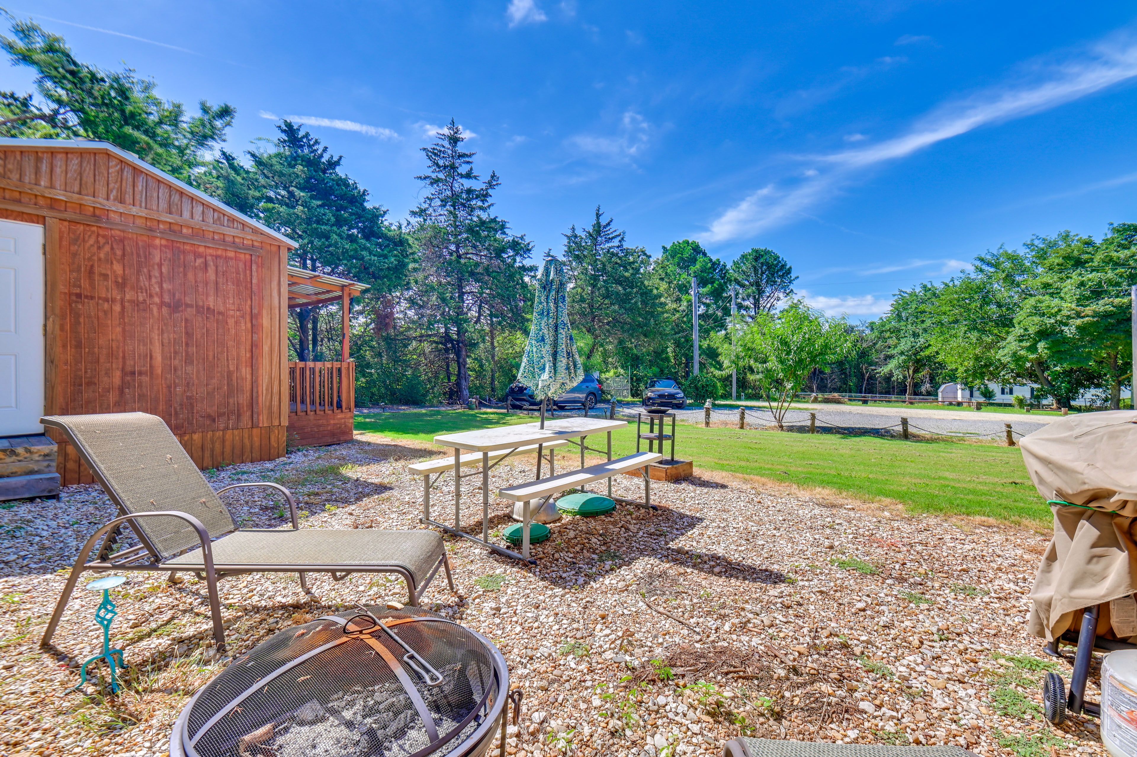 Studio Exterior | Picnic Table | Fire Pit | Gas & Charcoal Grills