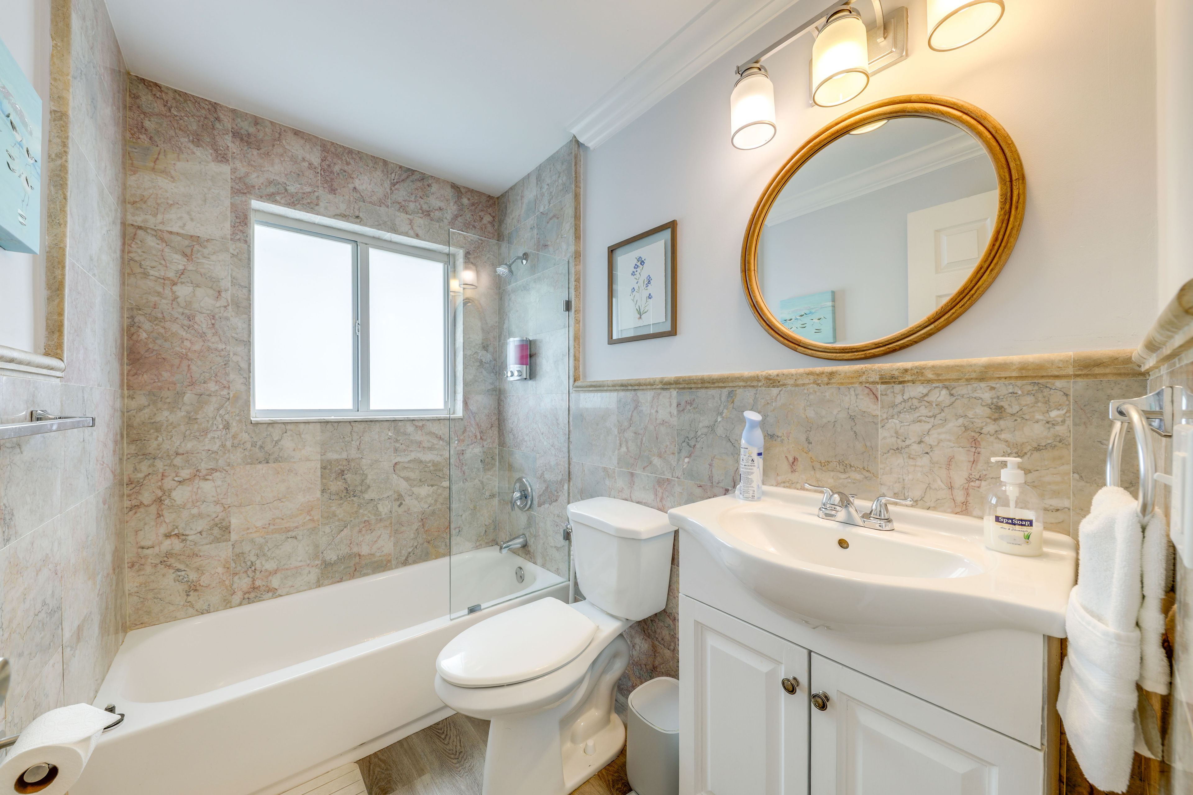 Full Bathroom
