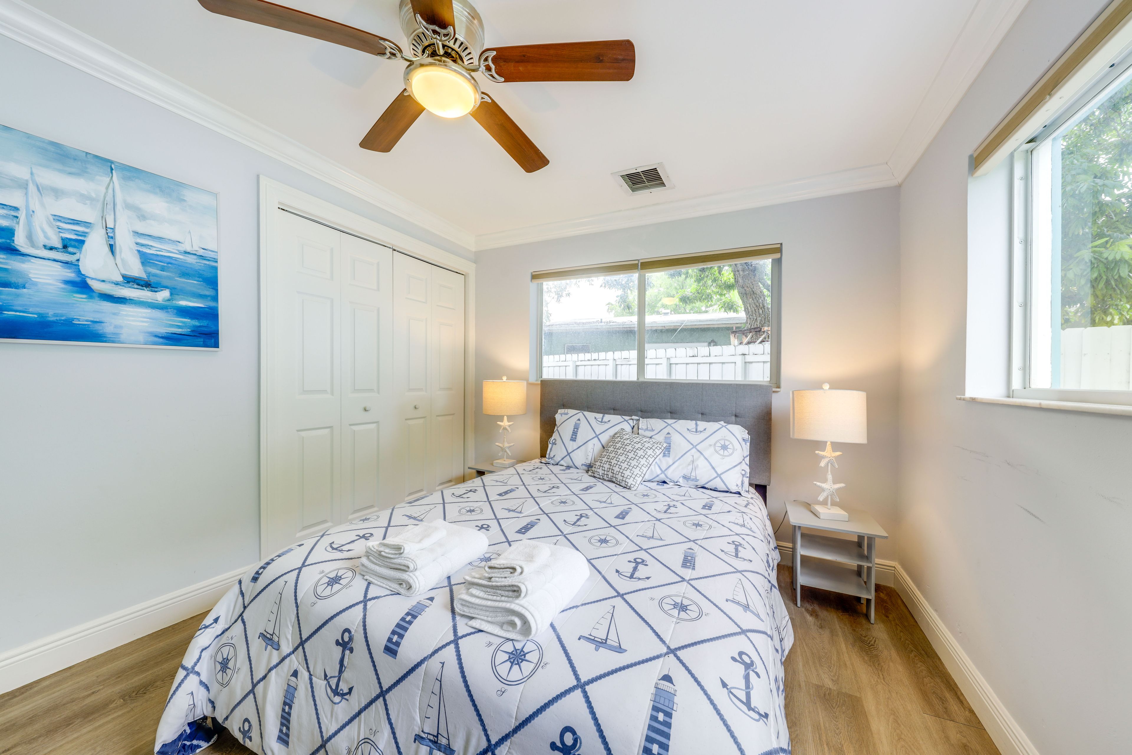 Bedroom 3 | Queen Bed