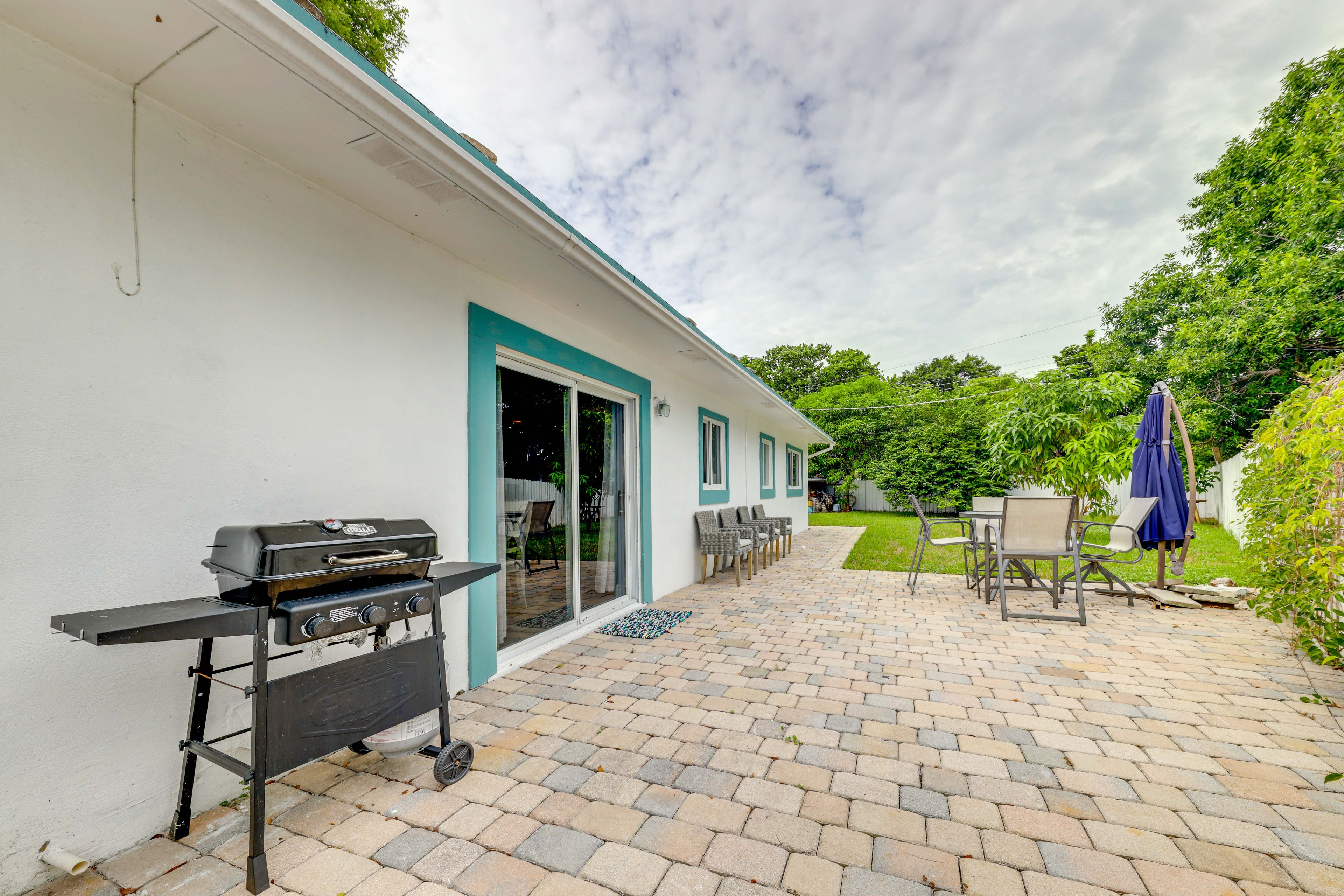 Pompano Beach Vacation Rental | 4BR | 2BA | 1,420 Sq Ft | Small Step to Enter