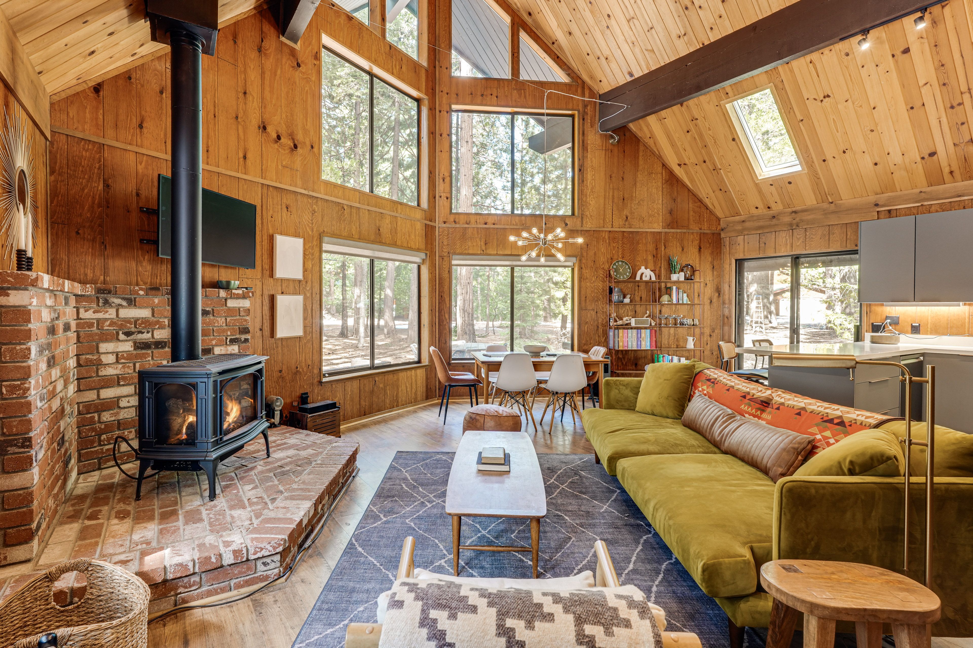 Living Room | Main Level