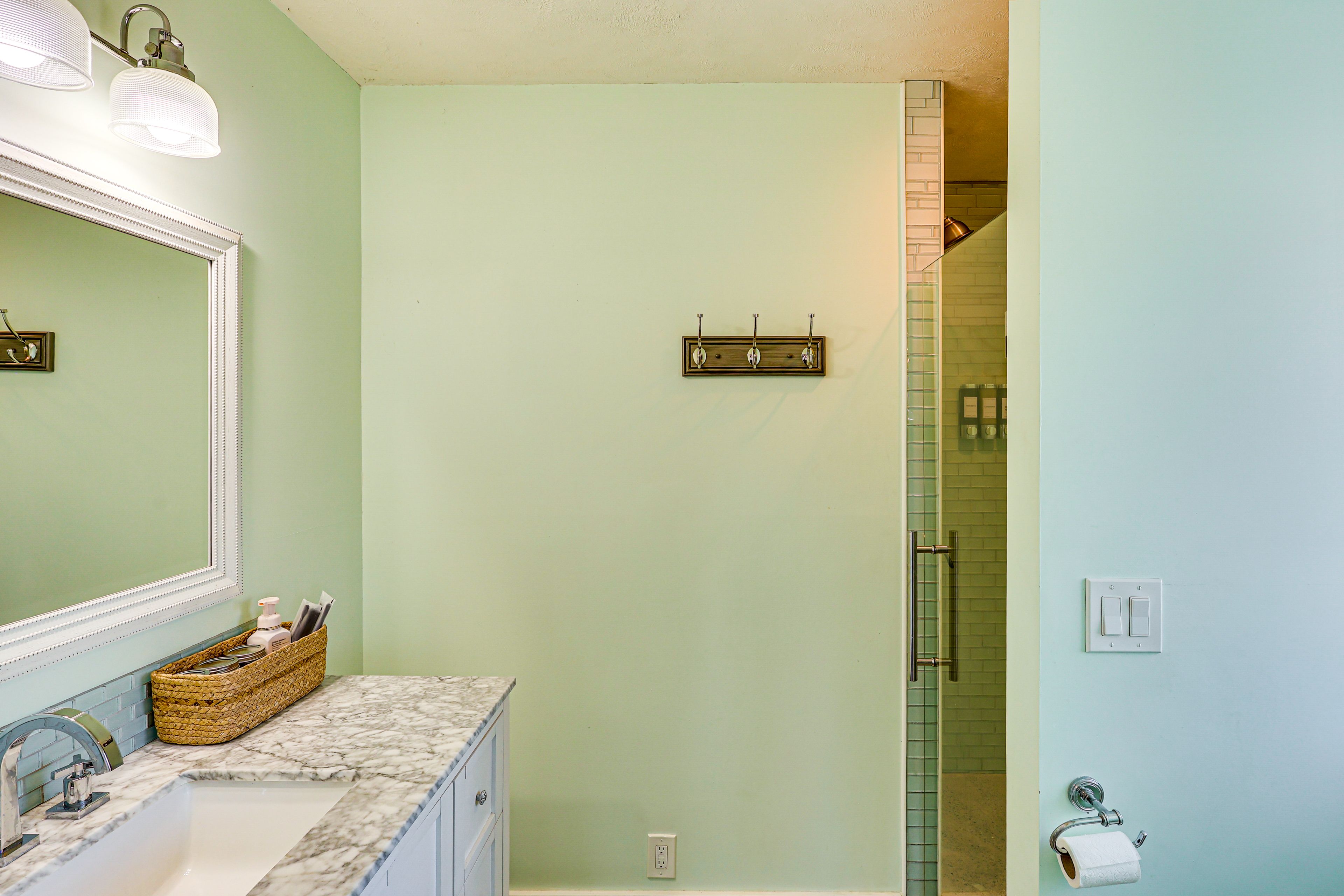 Bathroom | Towels Provided | Main Floor