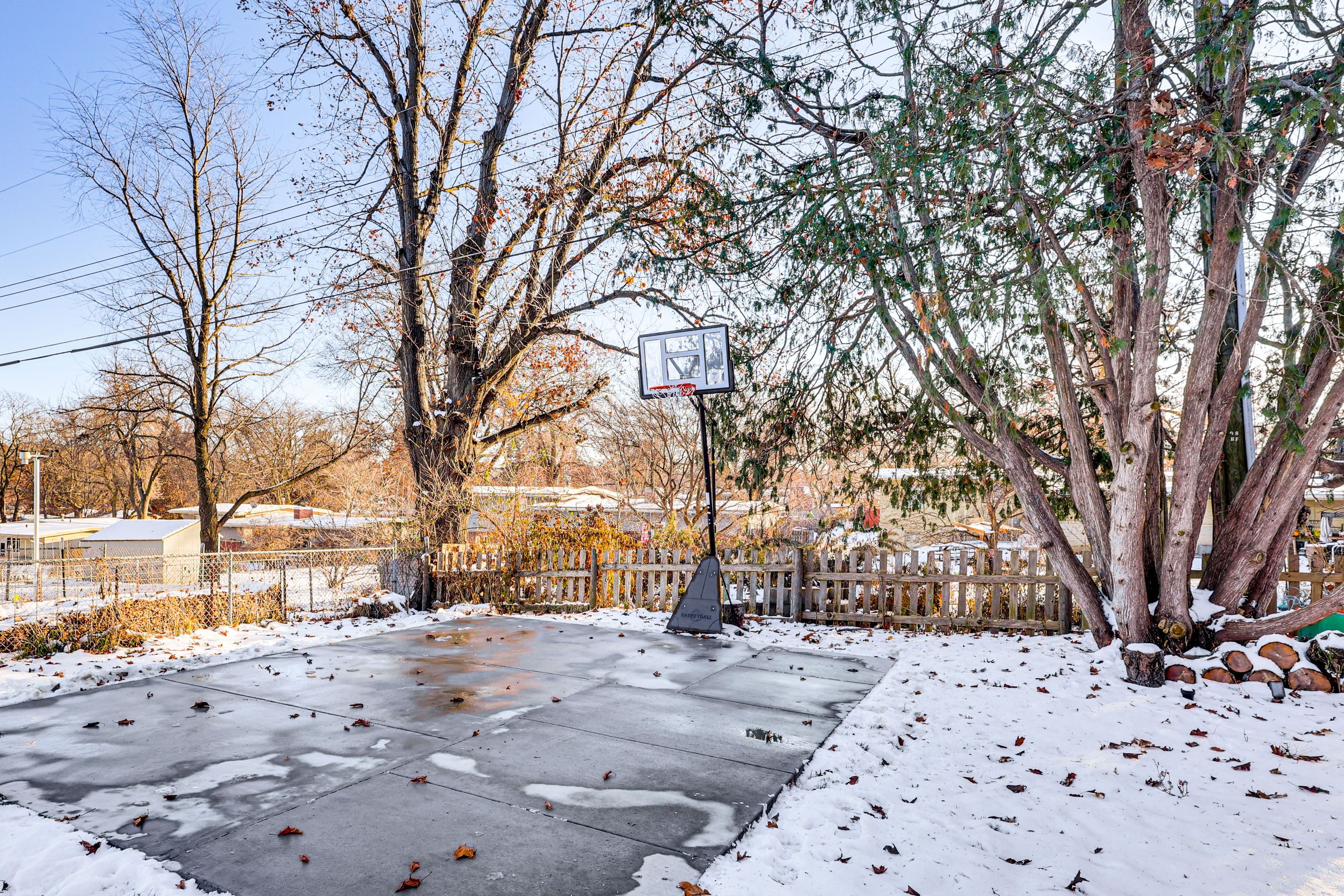 Private Basketball Area | Driveway (2 Vehicles)