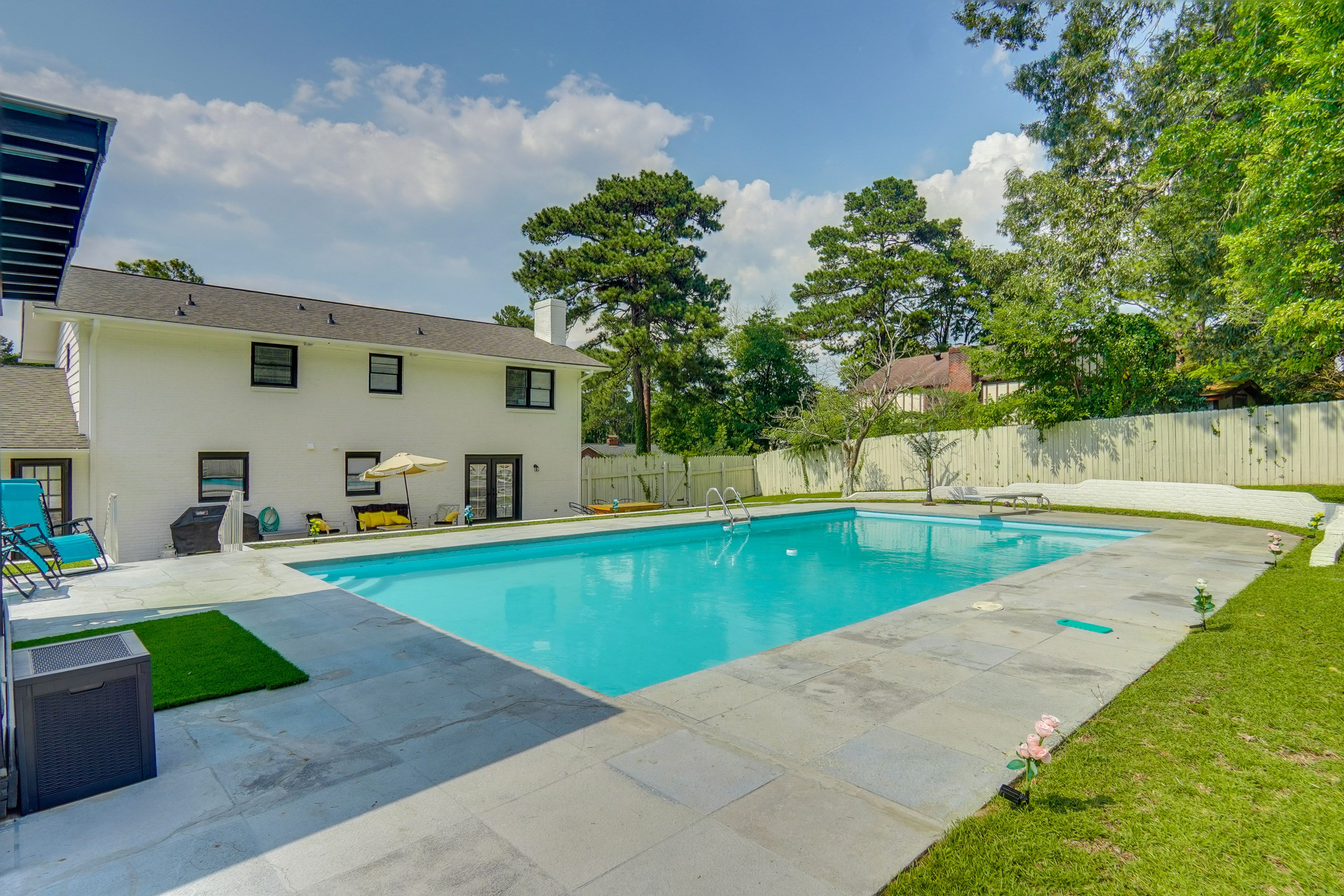 Private Pool (Not Heated) | Diving Board | Fenced Backyard