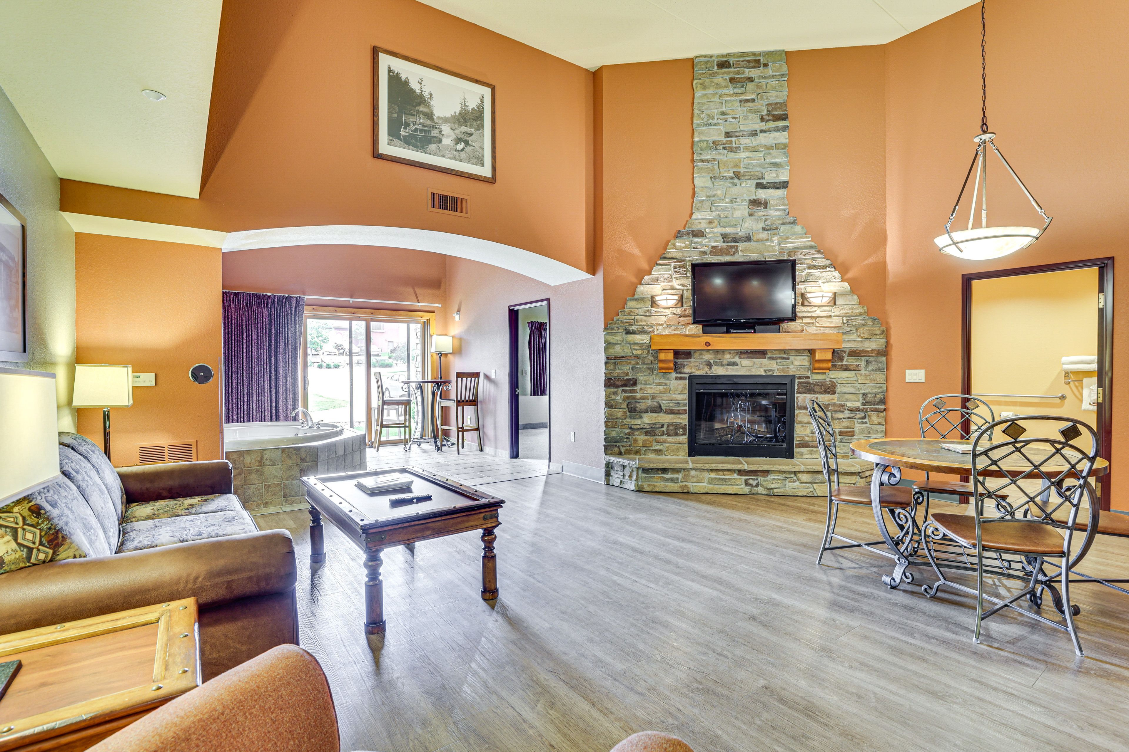 Living Room | Queen Sleeper Sofa | Smart TV | Fireplace