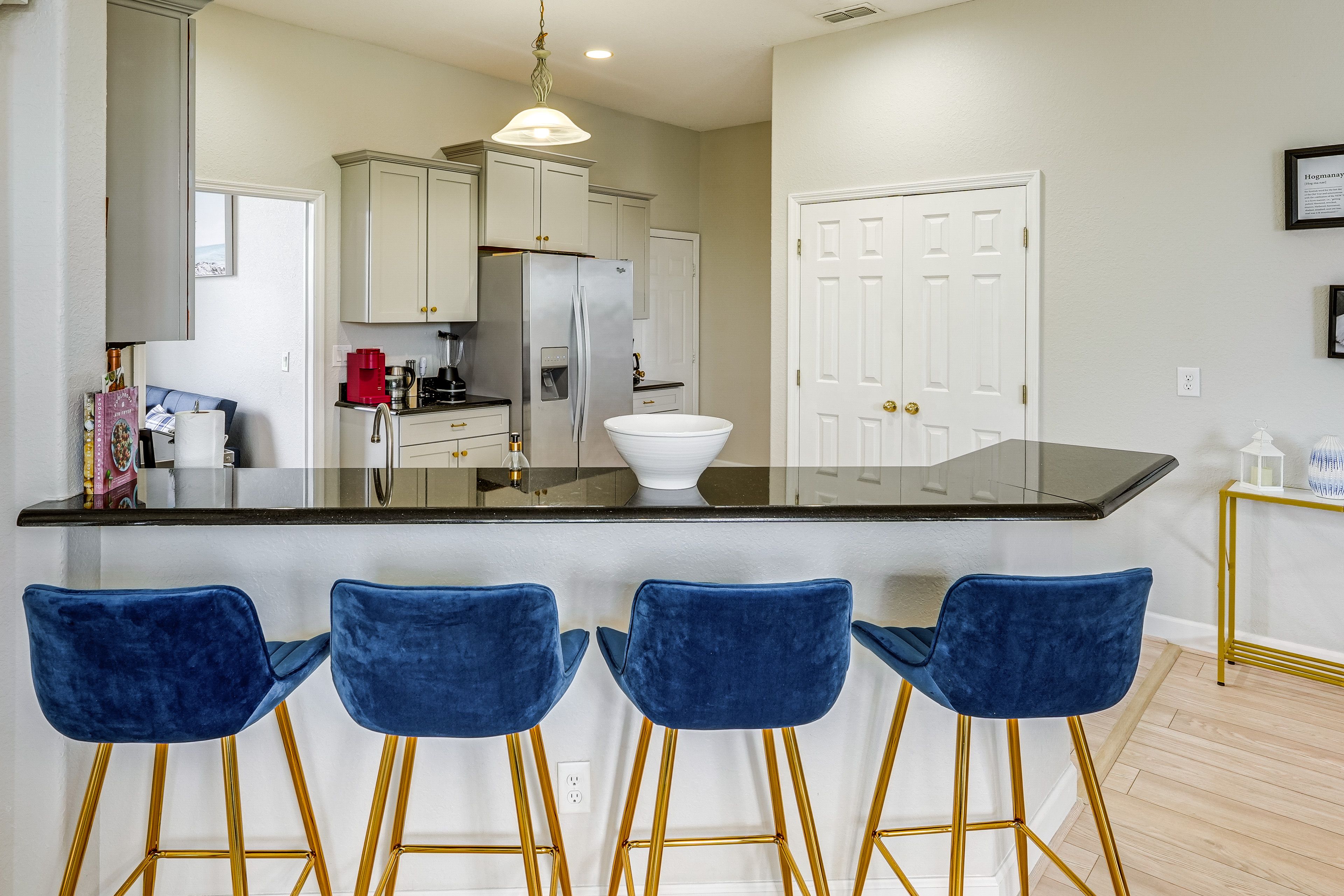 Breakfast Bar