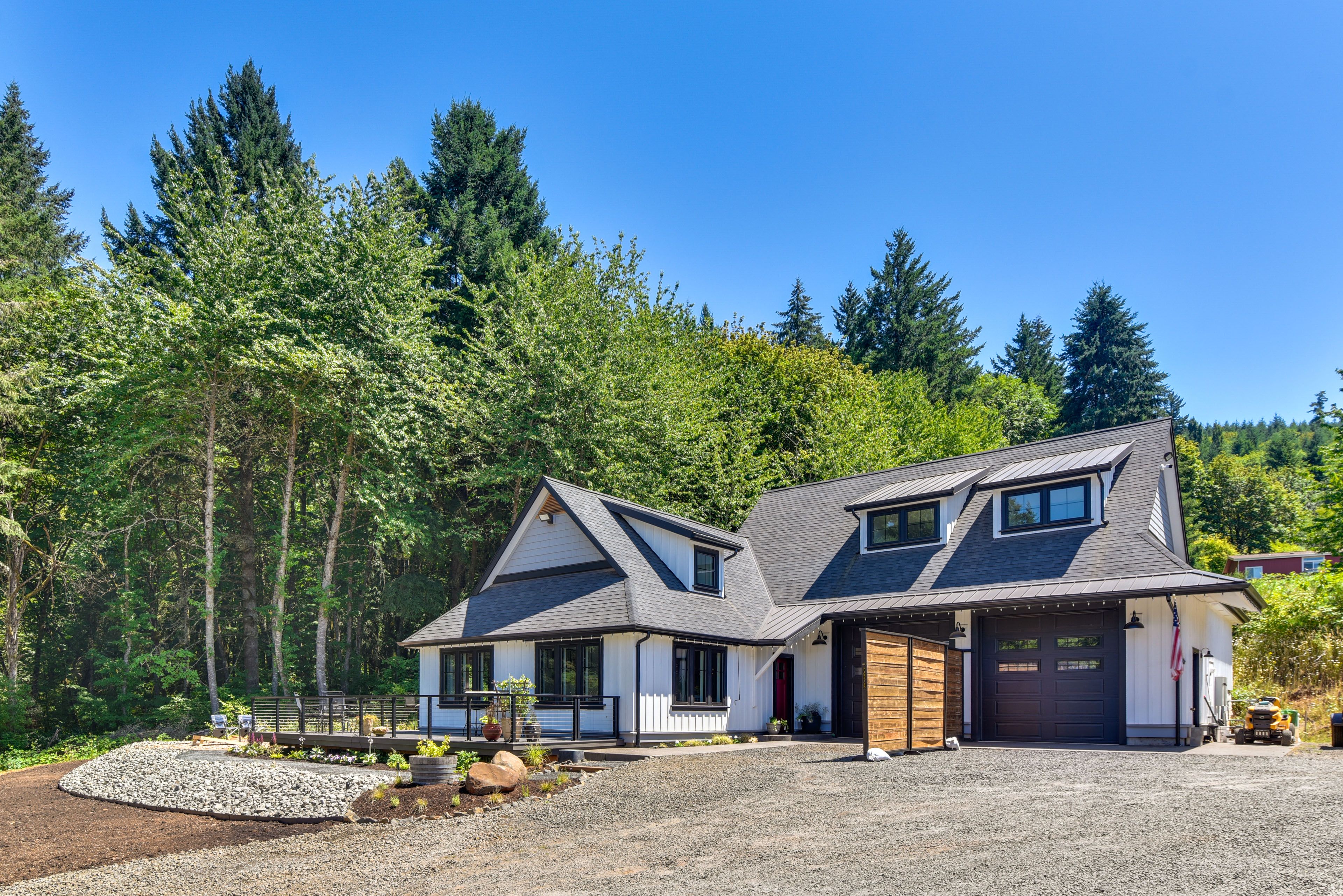Unit Exterior | Parking | Driveway (2 Vehicles)