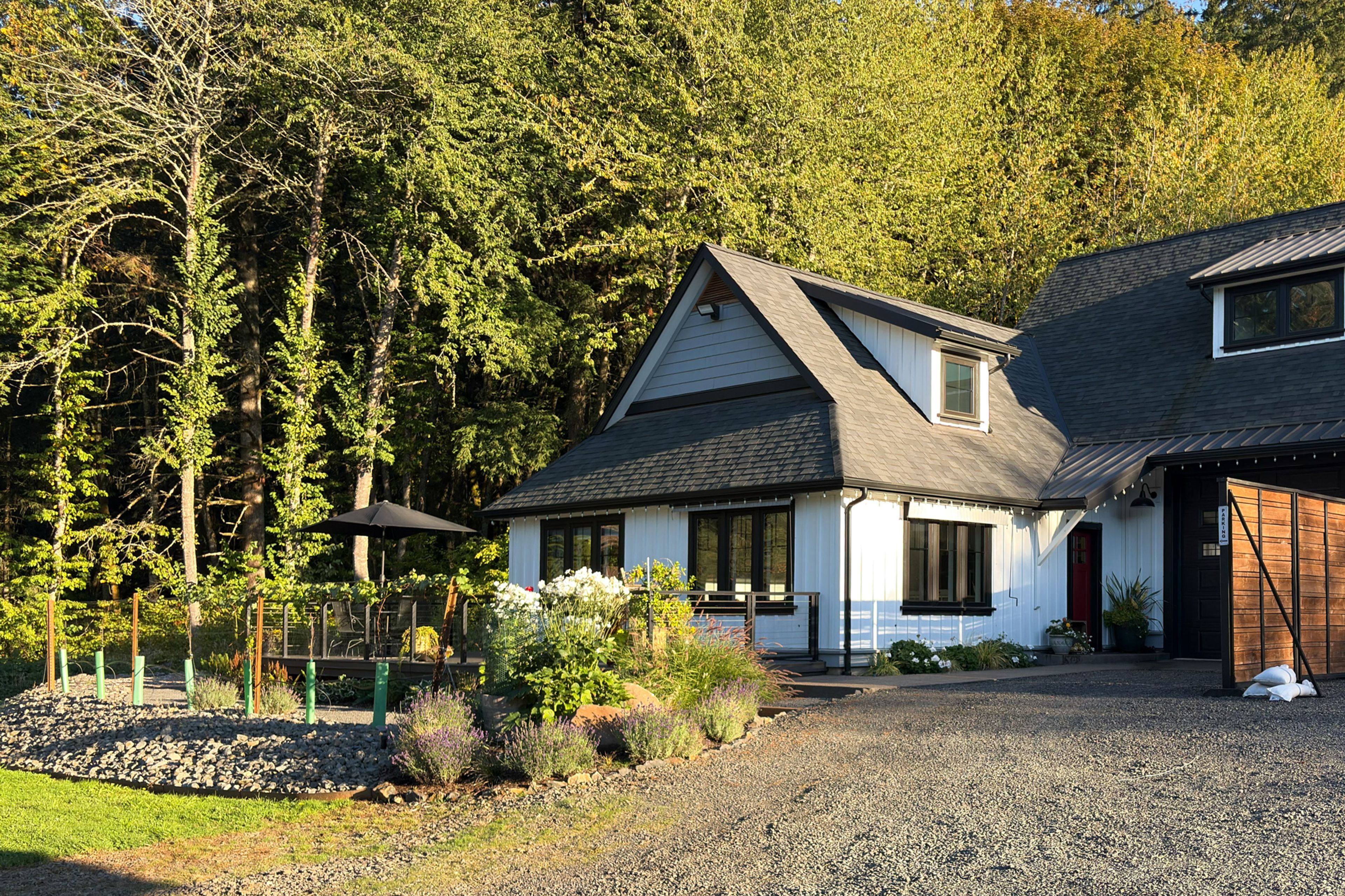 Unit Exterior | Parking | Driveway (2 Vehicles)
