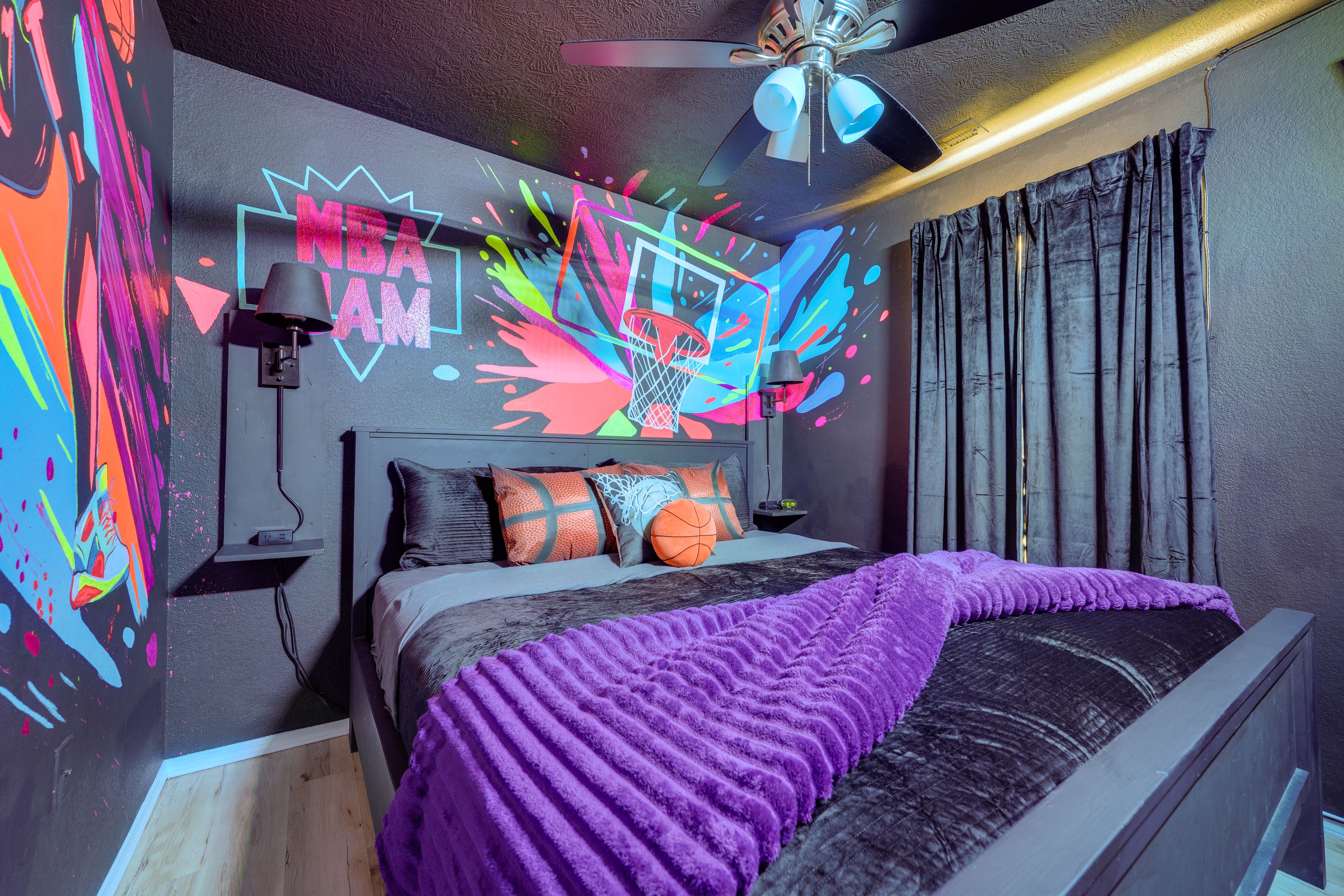Bedroom 2 | King Bed | Arcade Machine