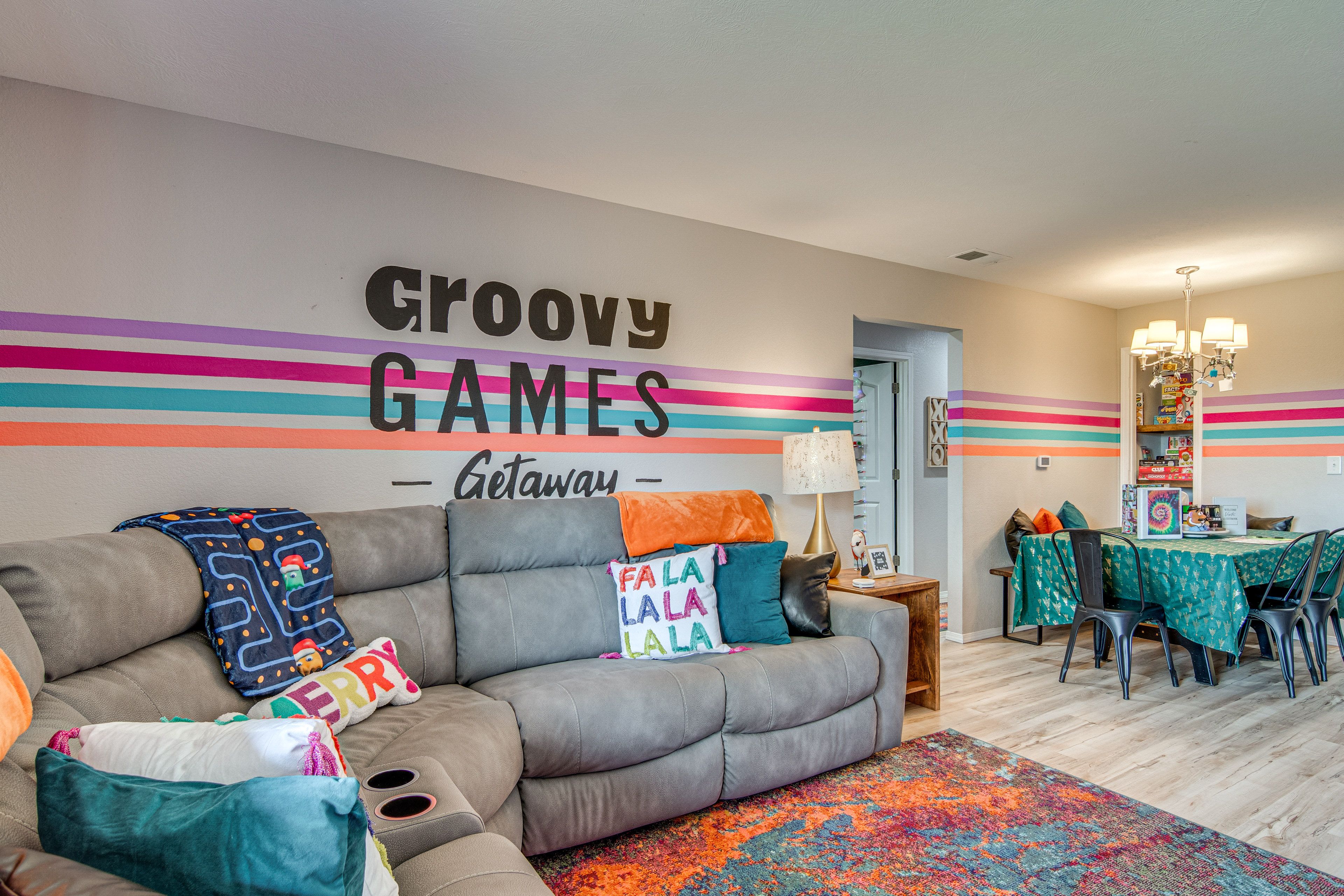 Living Room | 55" Smart TV w/ Cable | Wii Console