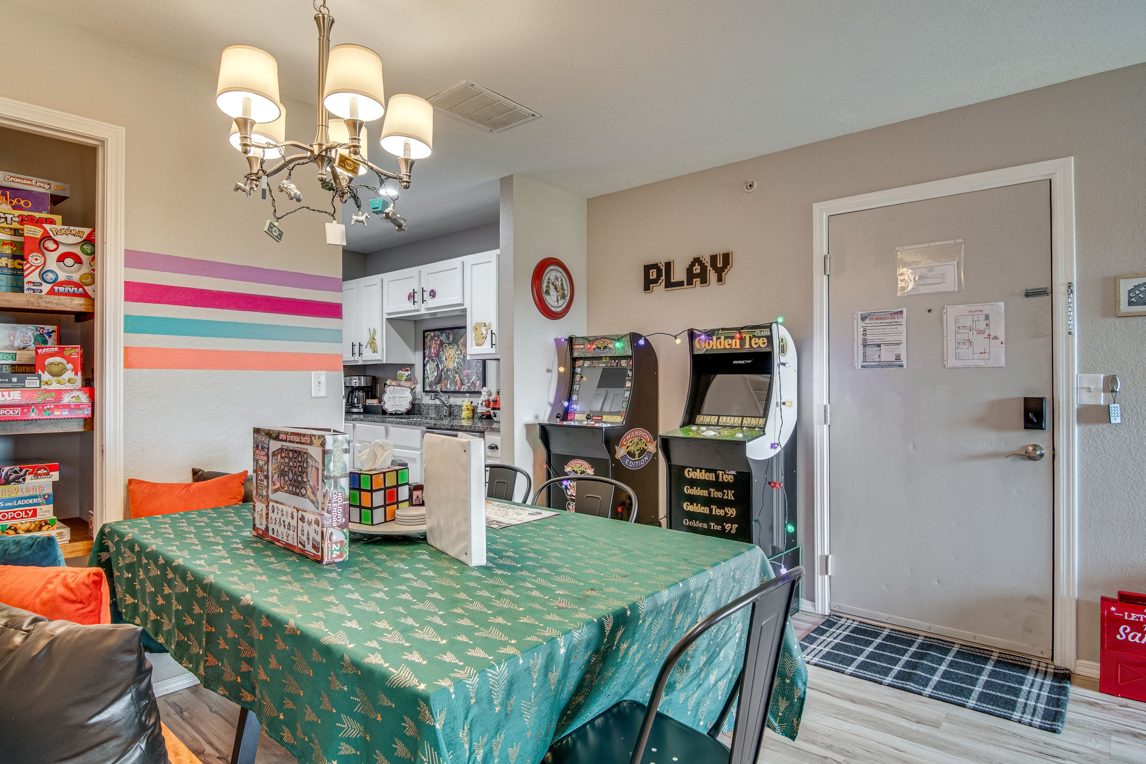 Dining Area | Board Game Selection | 2 Arcade Machines | Free WiFi