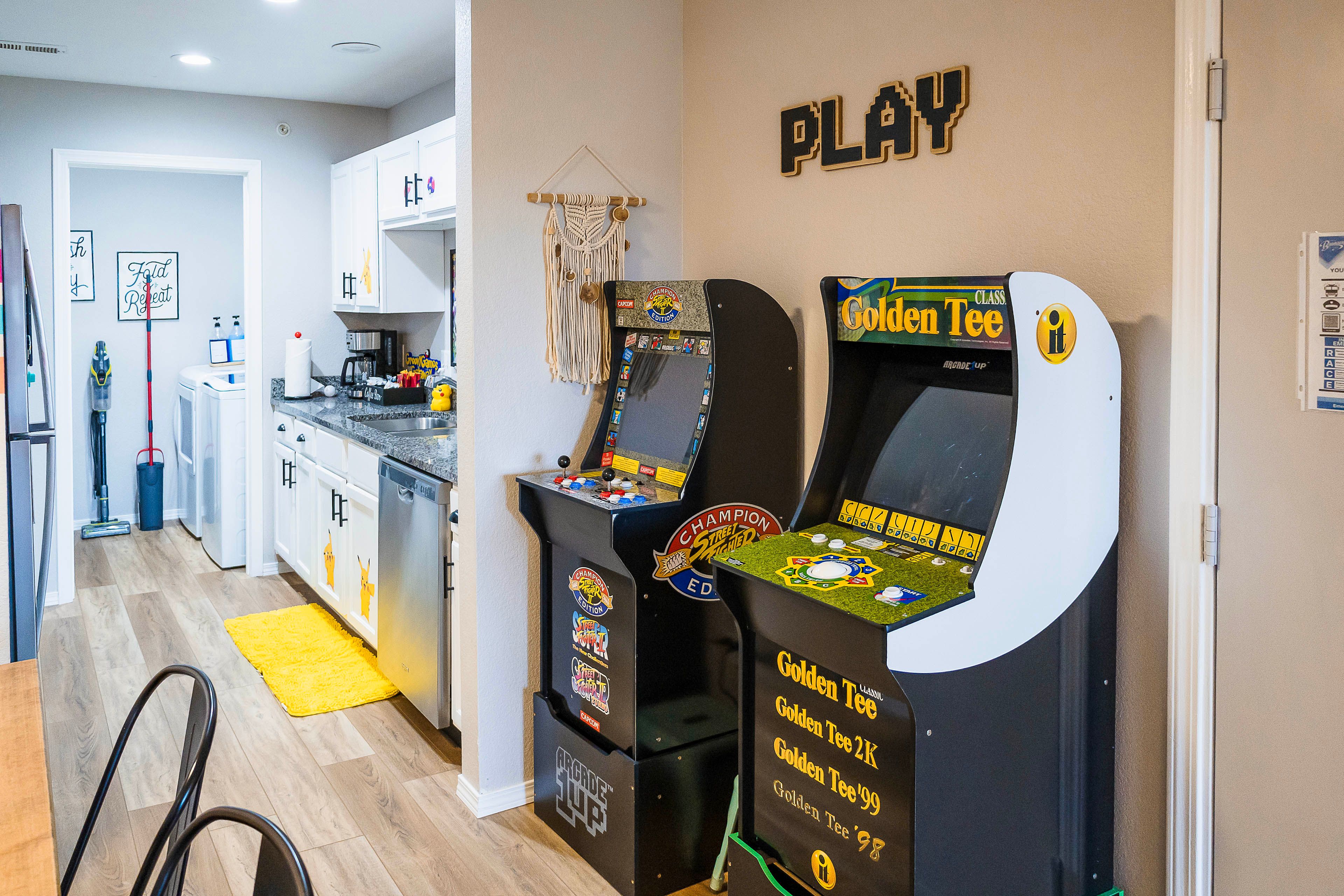 Golden Tee & Street Fighter Arcade Games