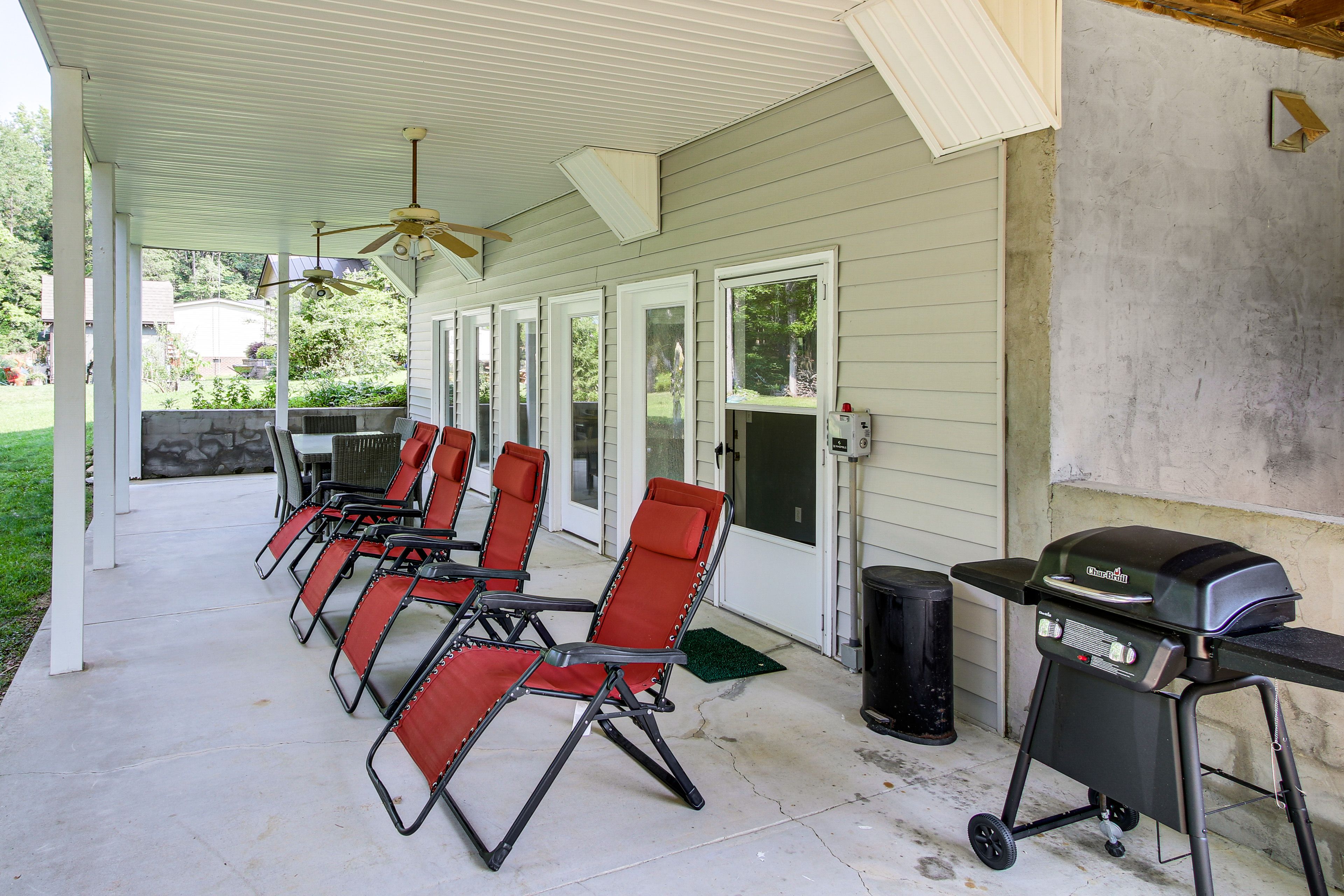 Private Patio | Grill | Outdoor Seating