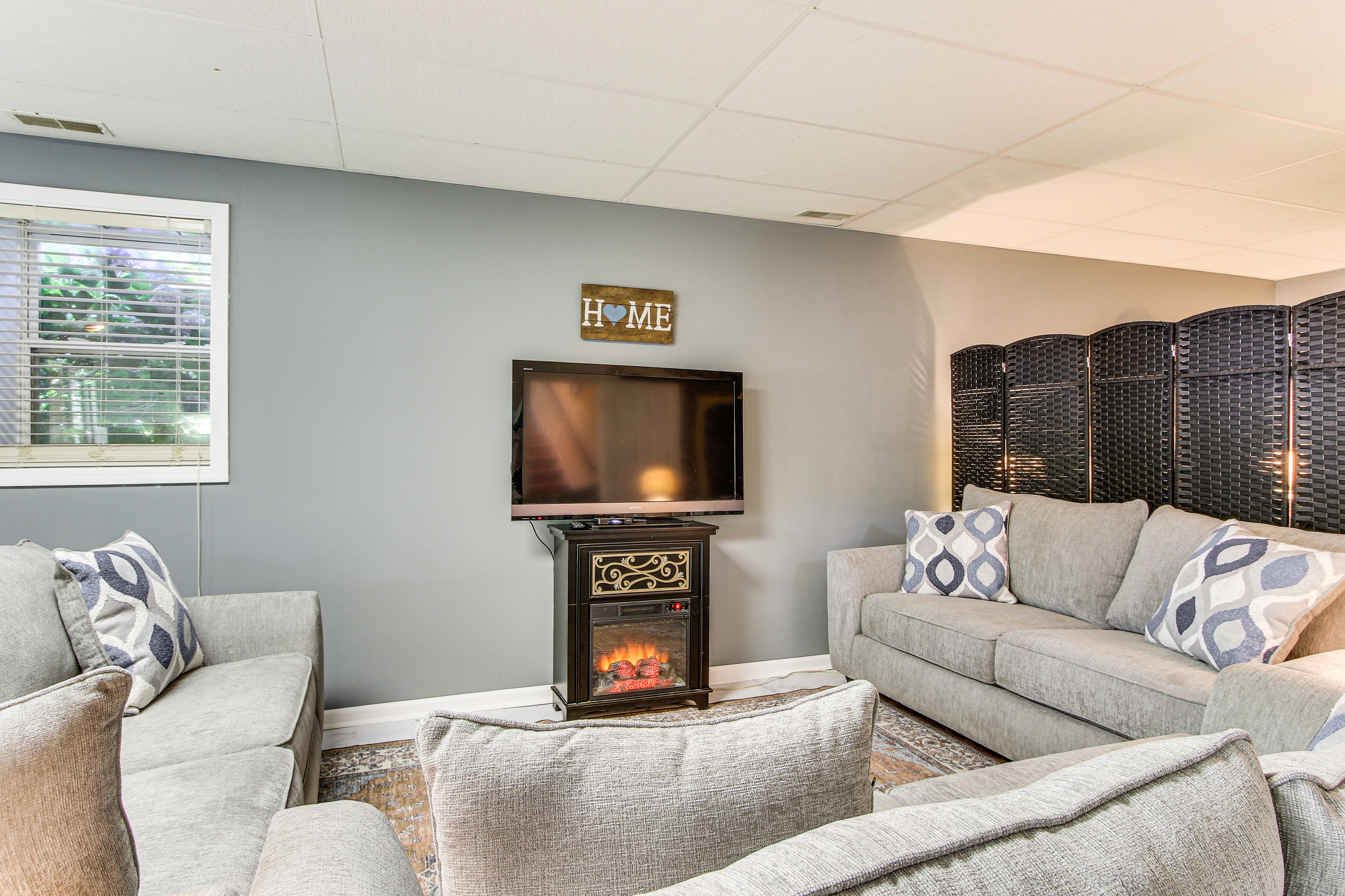 Living Room | TV | Queen Sleeper Sofa | Queen Bed | Basement Level