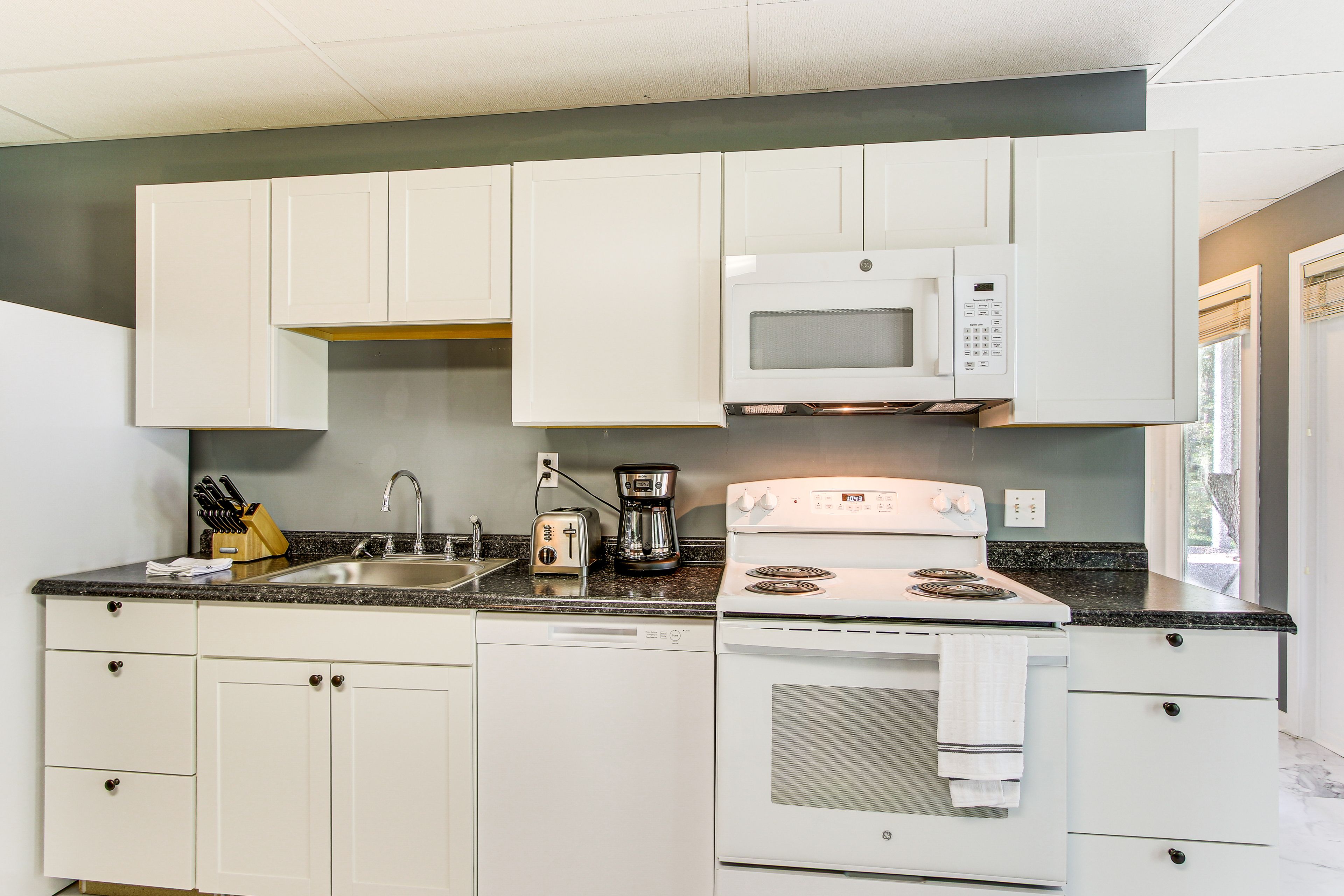 Kitchen | Cooking Basics | Coffee Maker | Basement Level