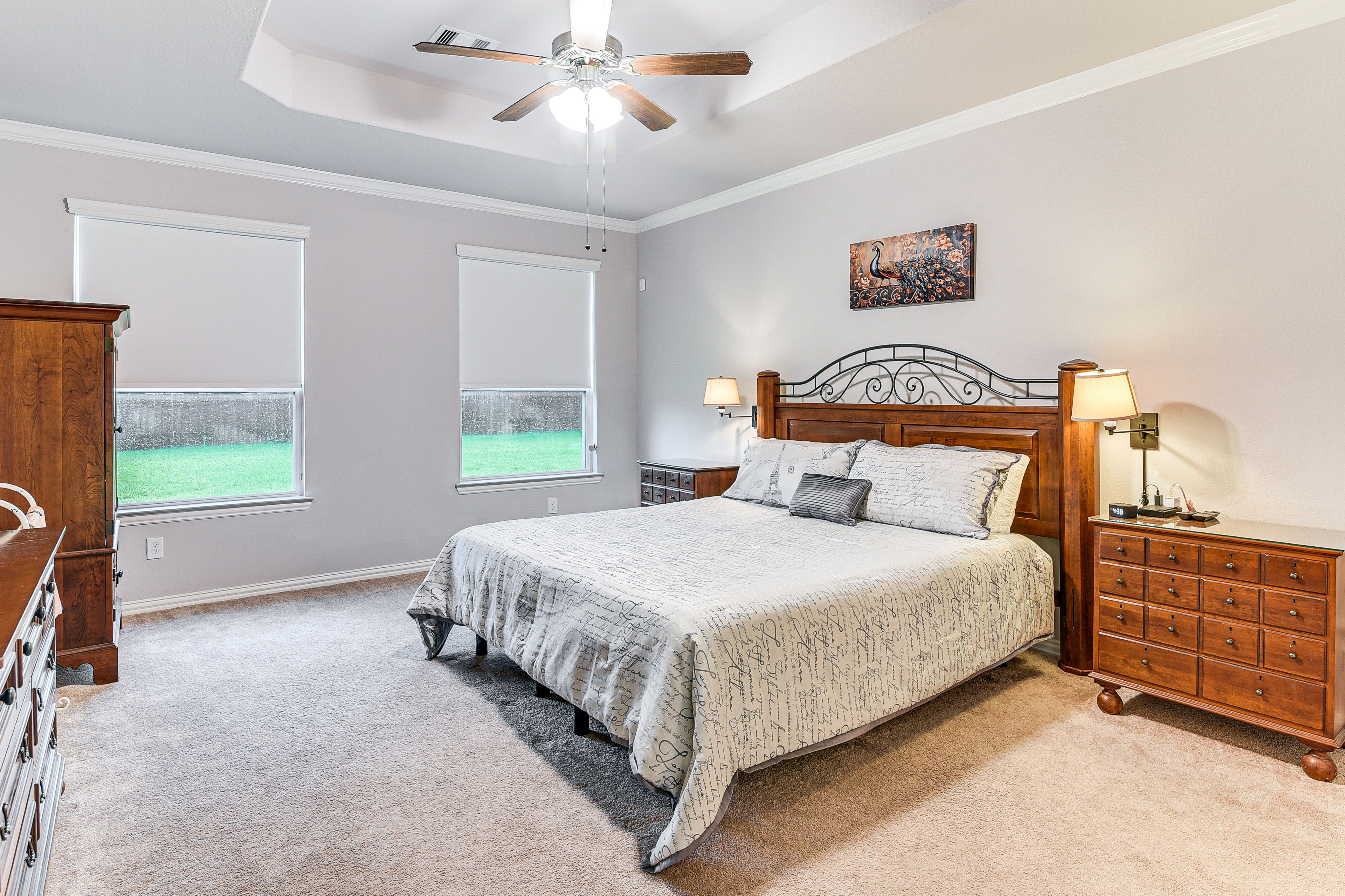 Bedroom Suite 1 | King Bed | Smart TV | 1st Floor