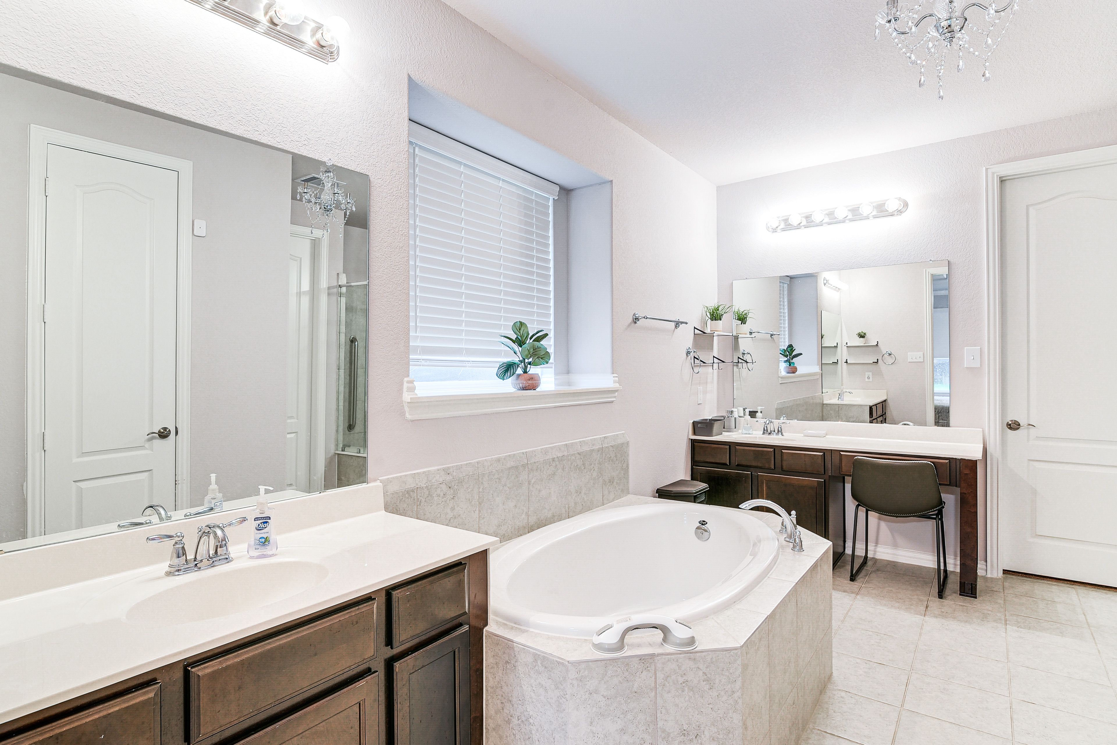 En-Suite Bathroom | Shower | 2 Sinks | 1st Floor