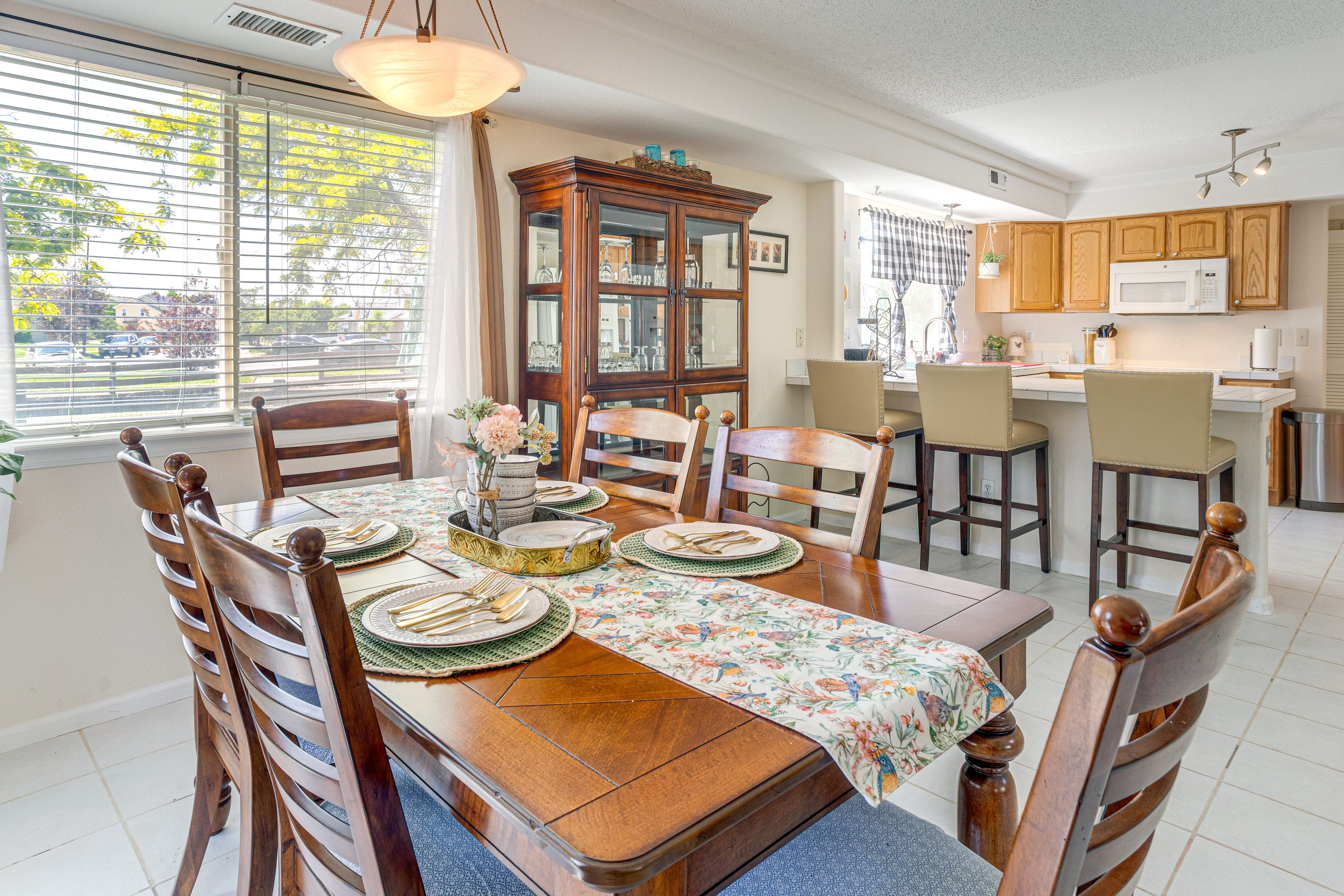 Dining Area | 1st Floor | Dishware/Flatware