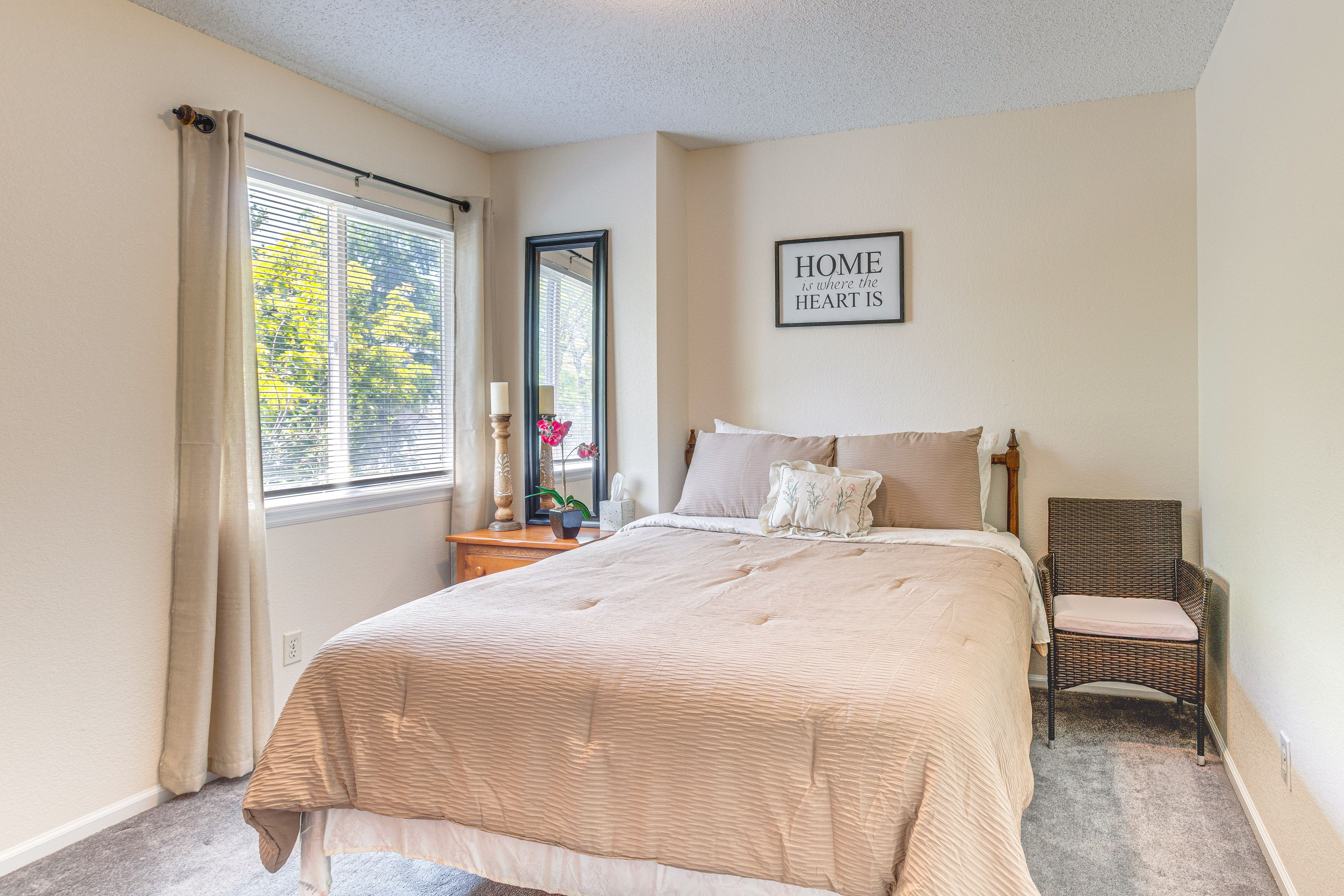 Bedroom 3 | 2nd Floor | Queen Bed