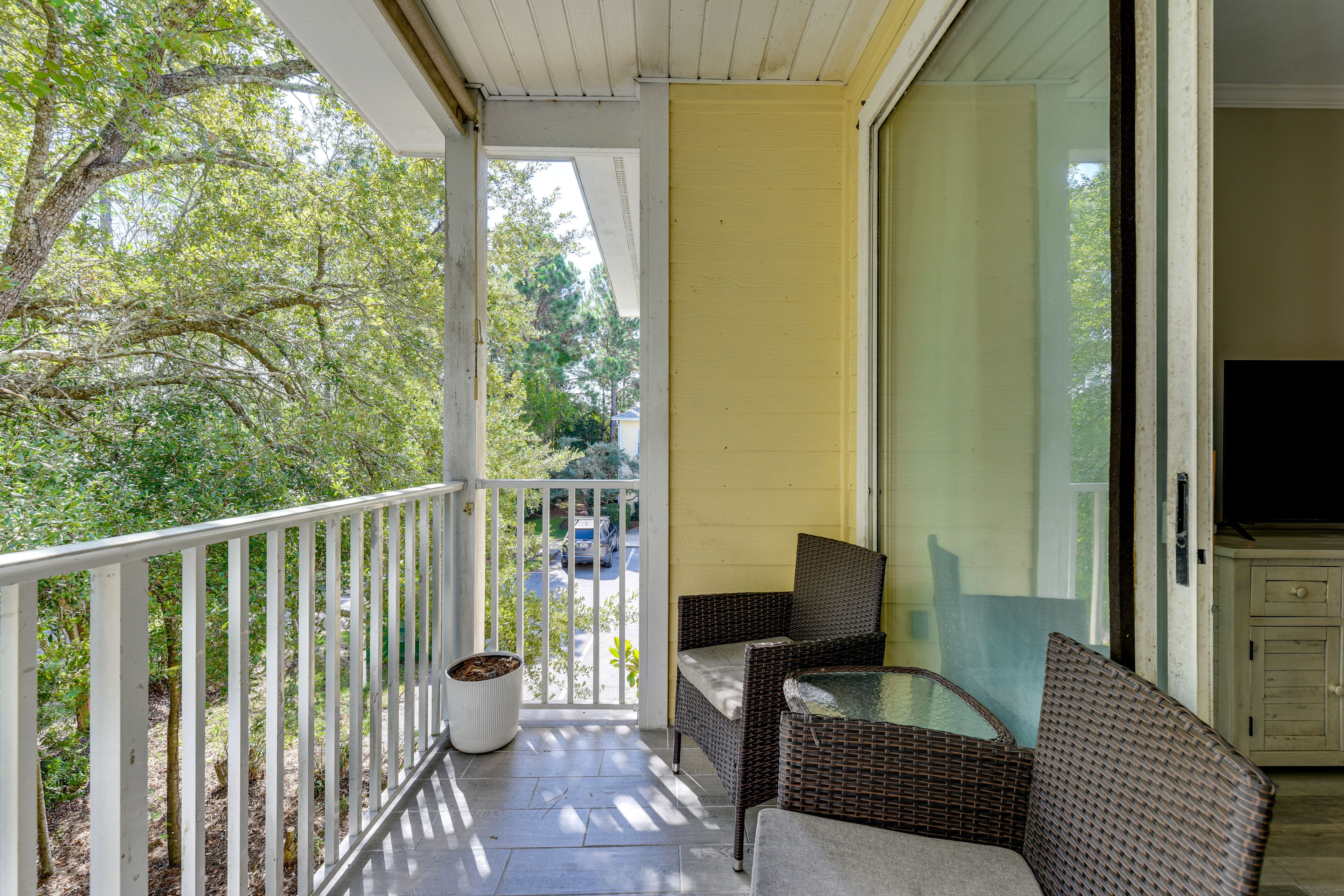 Balcony | Access via Living Room